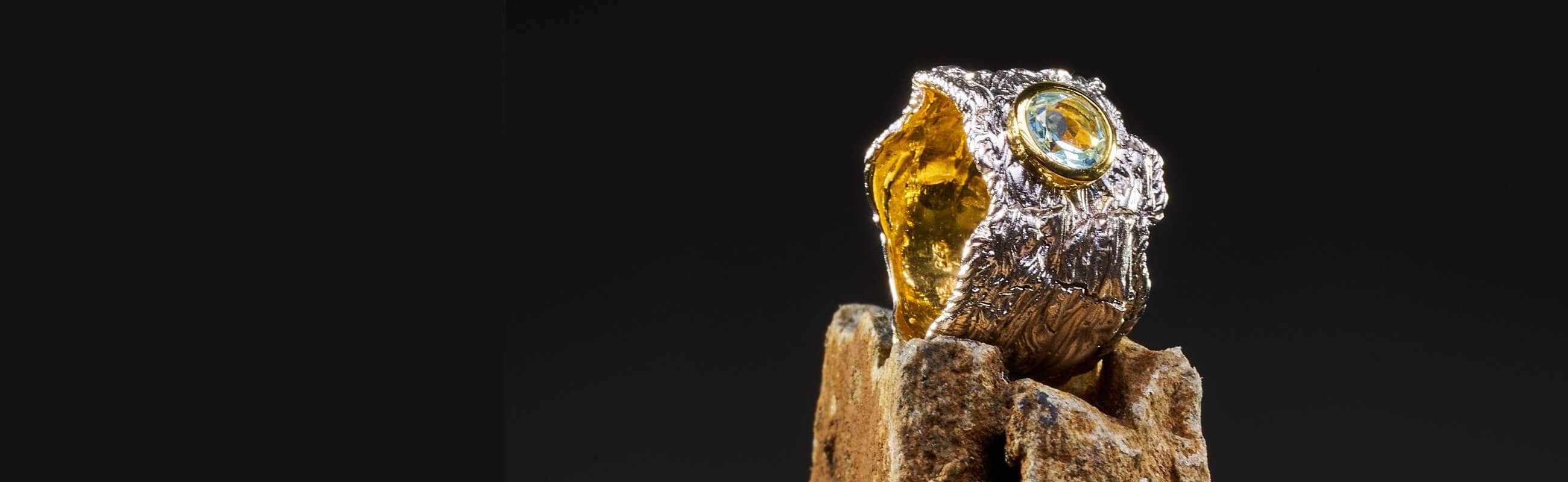 925 sterling silver ring with rhodium and gold plating