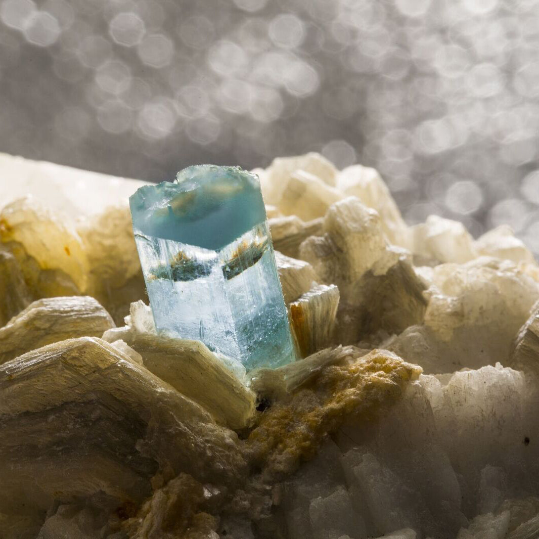 aquamarine stone 