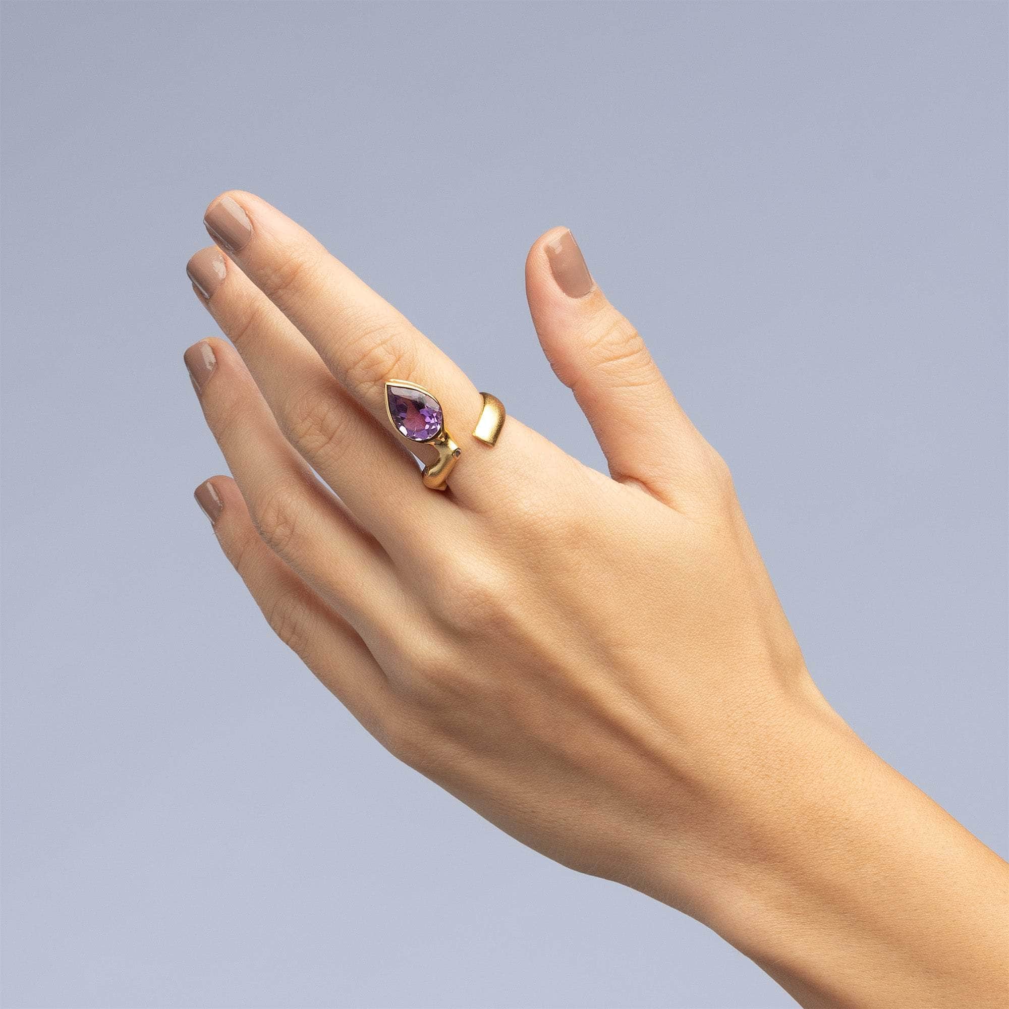 Aegir 18K Gold-plated 925 Silver Ring with Natural Large Pear-cut Amethyst