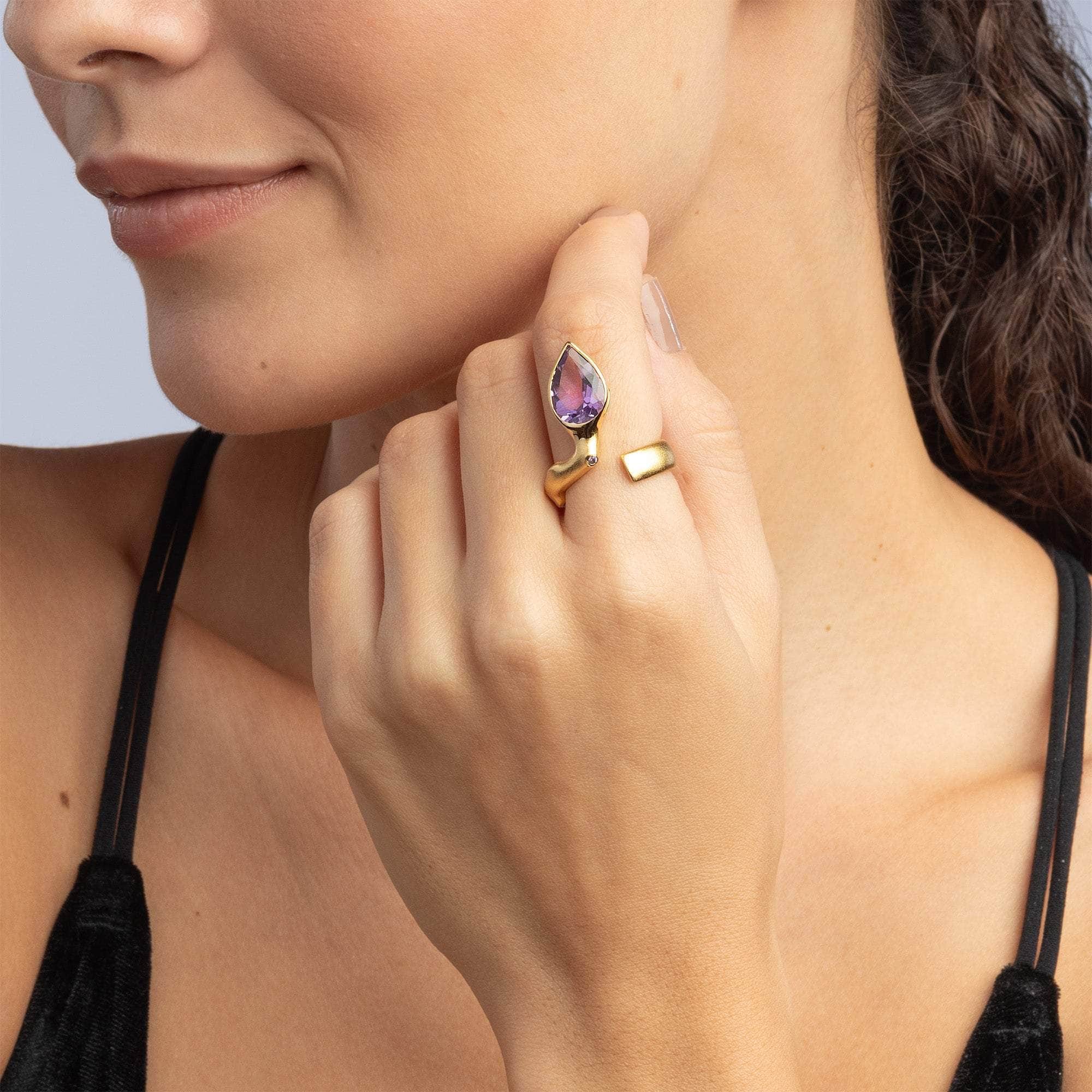 Aegir 18K Gold-plated 925 Silver Ring with Natural Large Pear-cut Amethyst