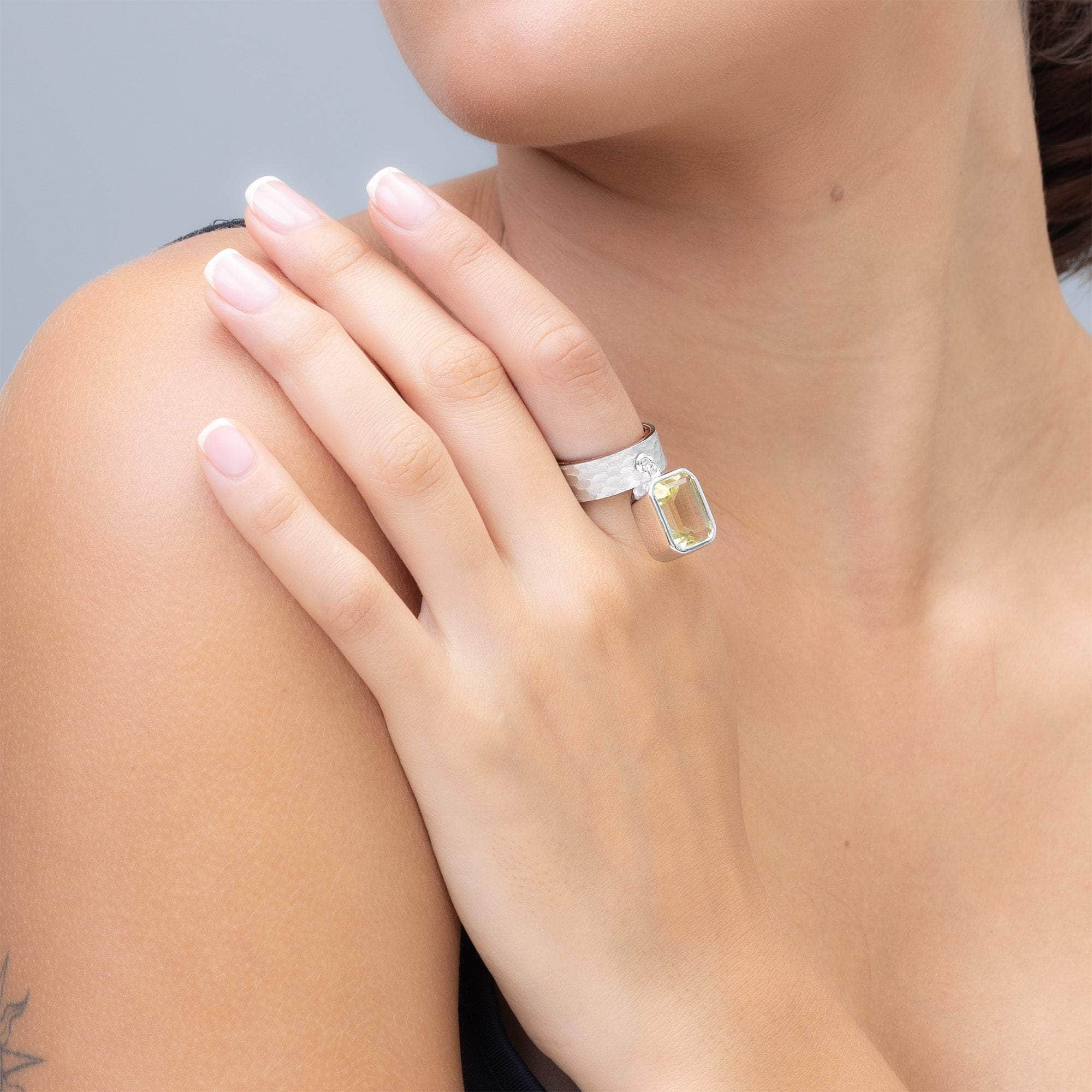 Apsara Handmade 925 Silver & Rosewood Ring with Octagon Lemon Quartz