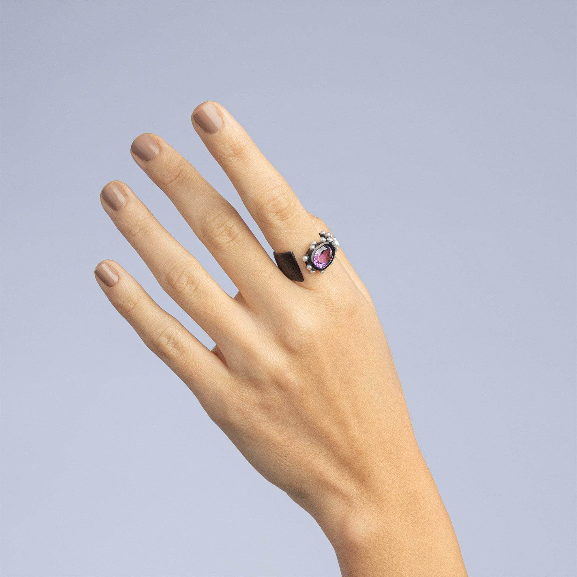 Apu Iconic Design Open Band Sterling Silver Ring with Natural Amethyst & Cultured Micro Pearls (Anthracite-Plated)