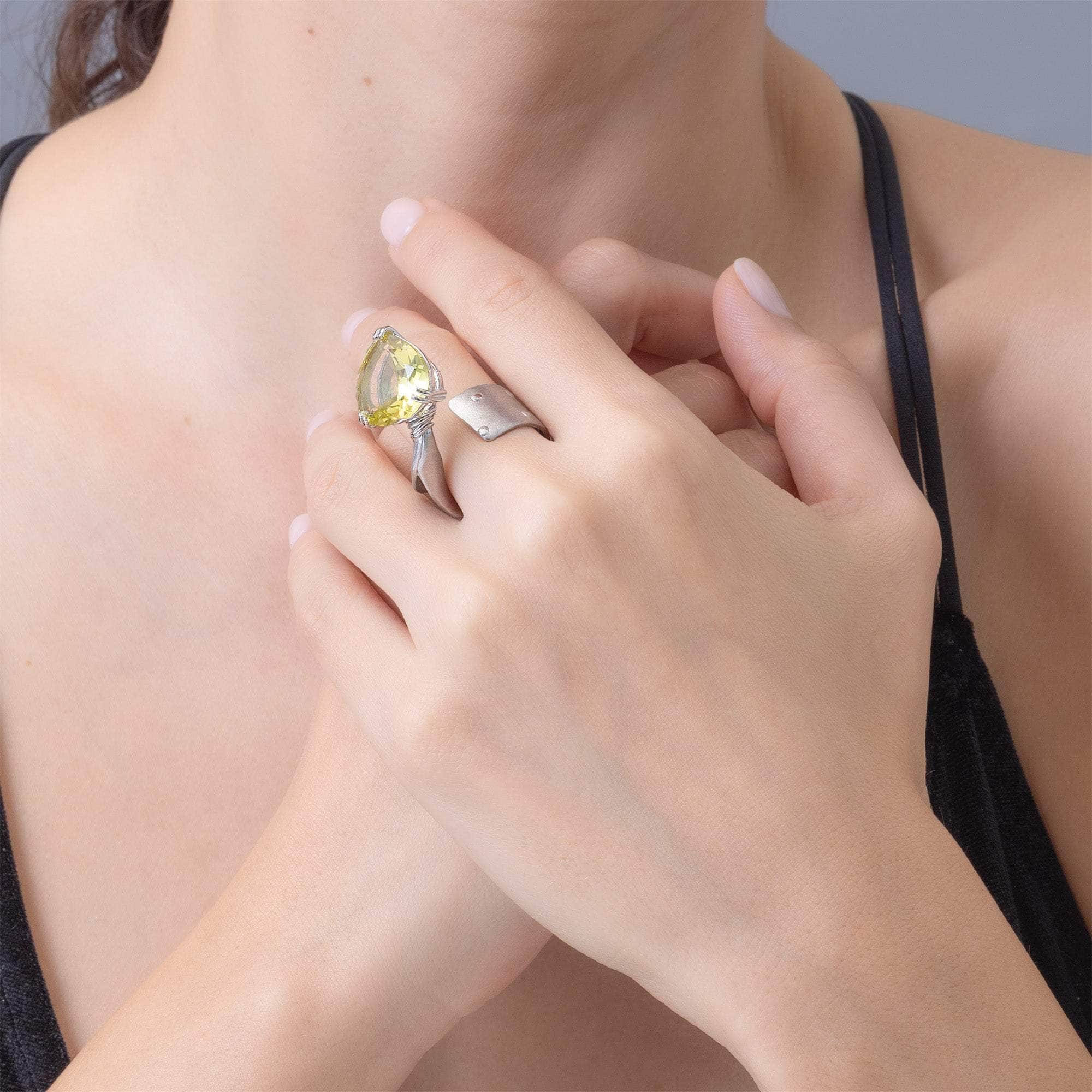 Aruna Open Sterling Silver Rings with Heart-shaped Natural Lemon Quartz