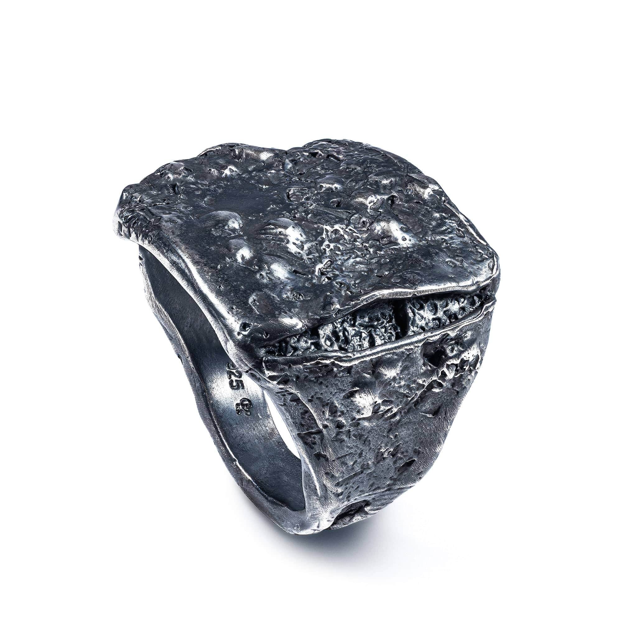 Drith Rustic Silver Ring with Natural Flowing Texture