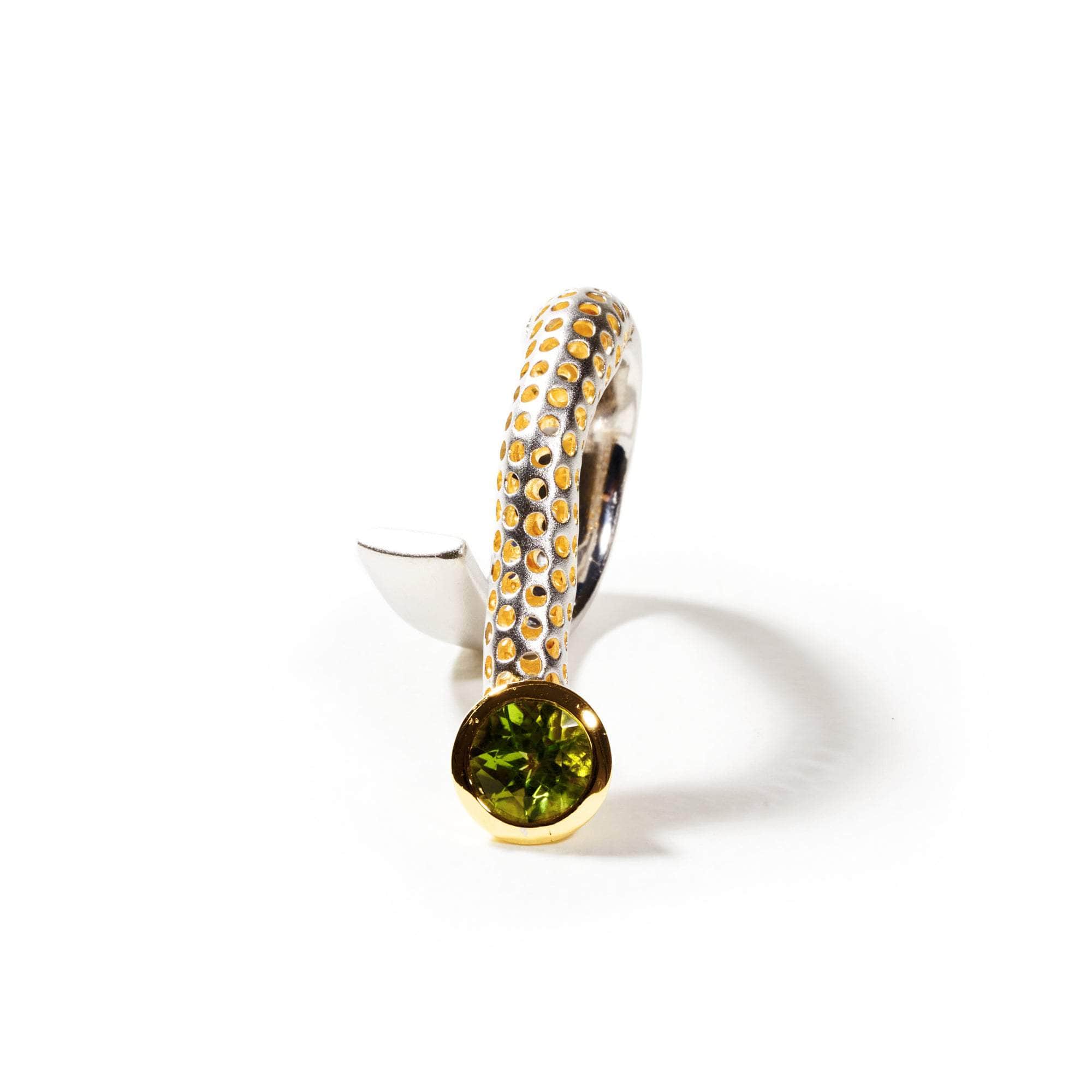 Vibrante Peridot Ring GERMAN KABIRSKI