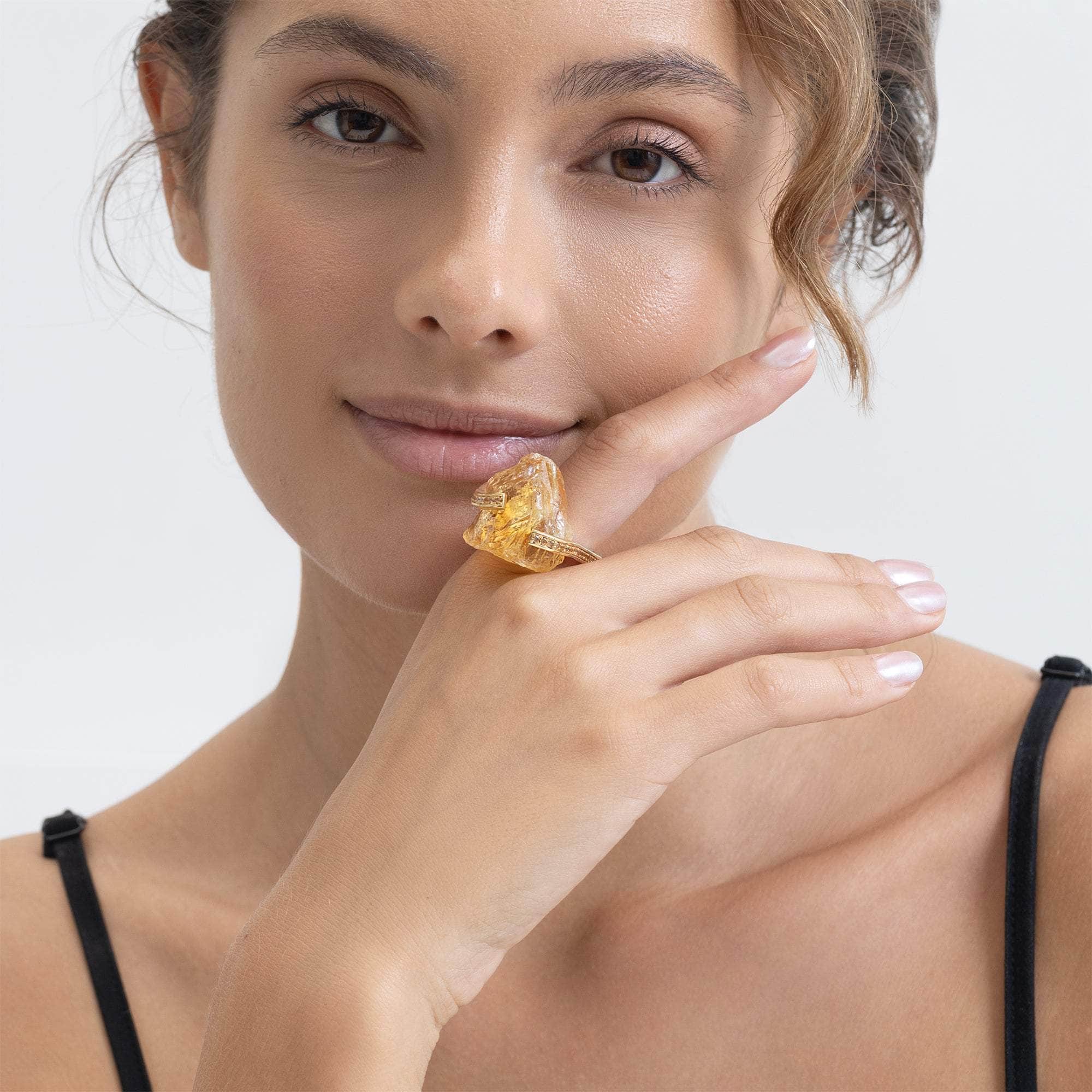 Pierre Rough Citrine and Sapphire Ring