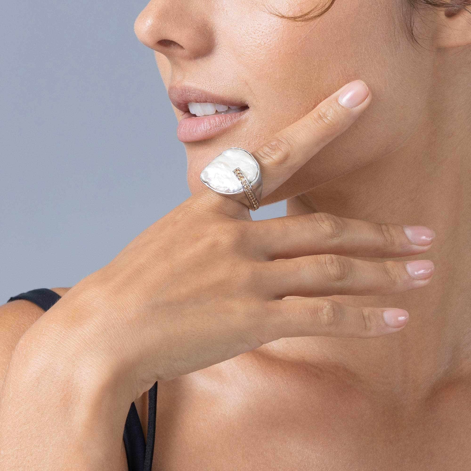 Pualu Pearl and Sapphire Ring