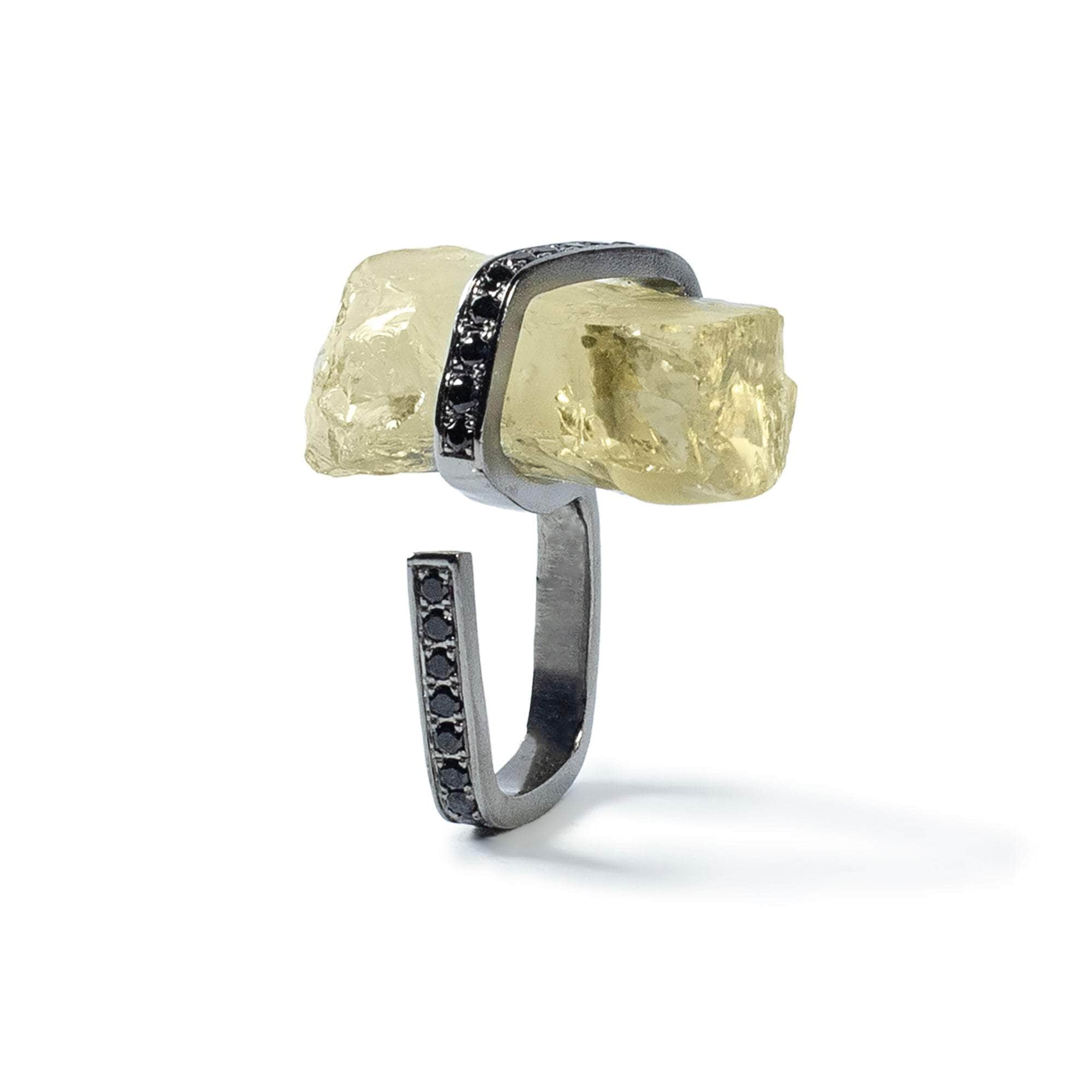 Bulur Chunky Rough Lemon Quartz & Black Spinel Singular Edition Ring in 925 Sterling Silver