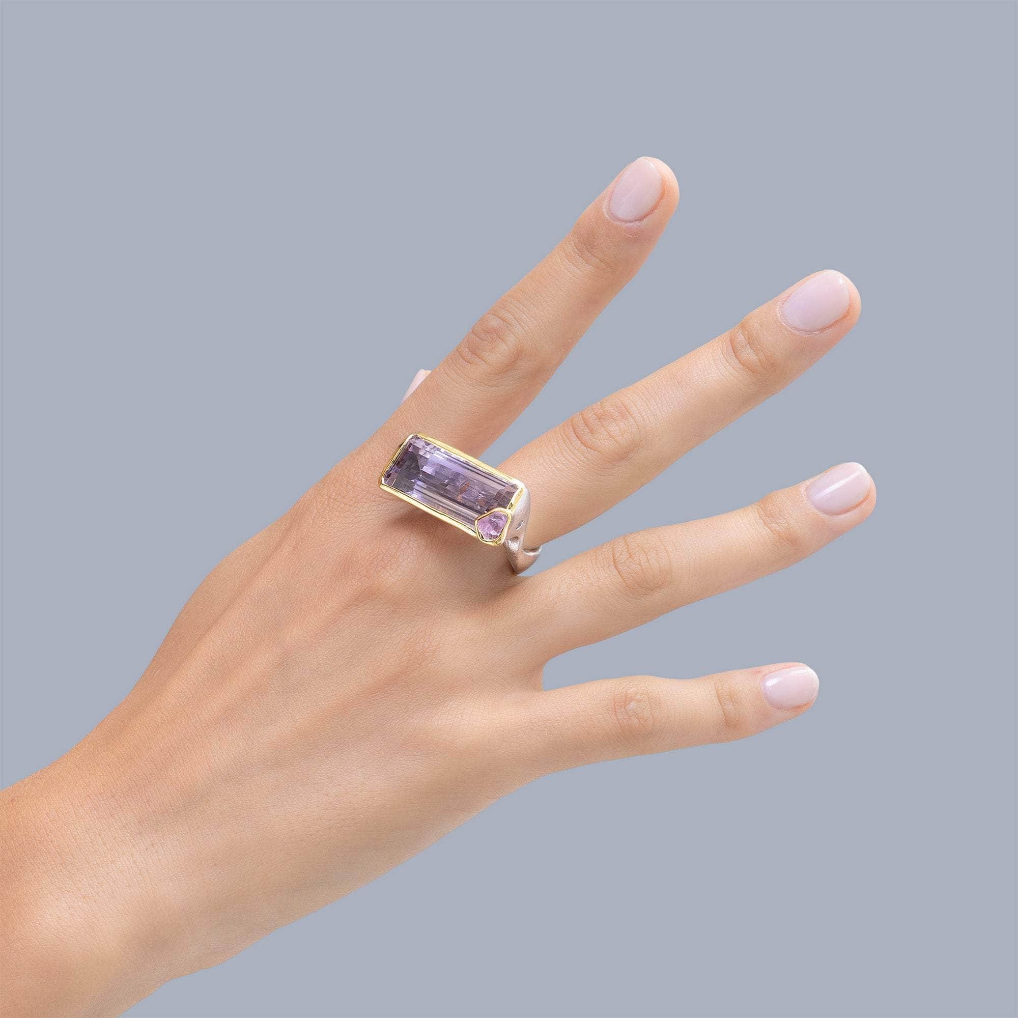 Paars Ametrine and Rough Sapphire Ring