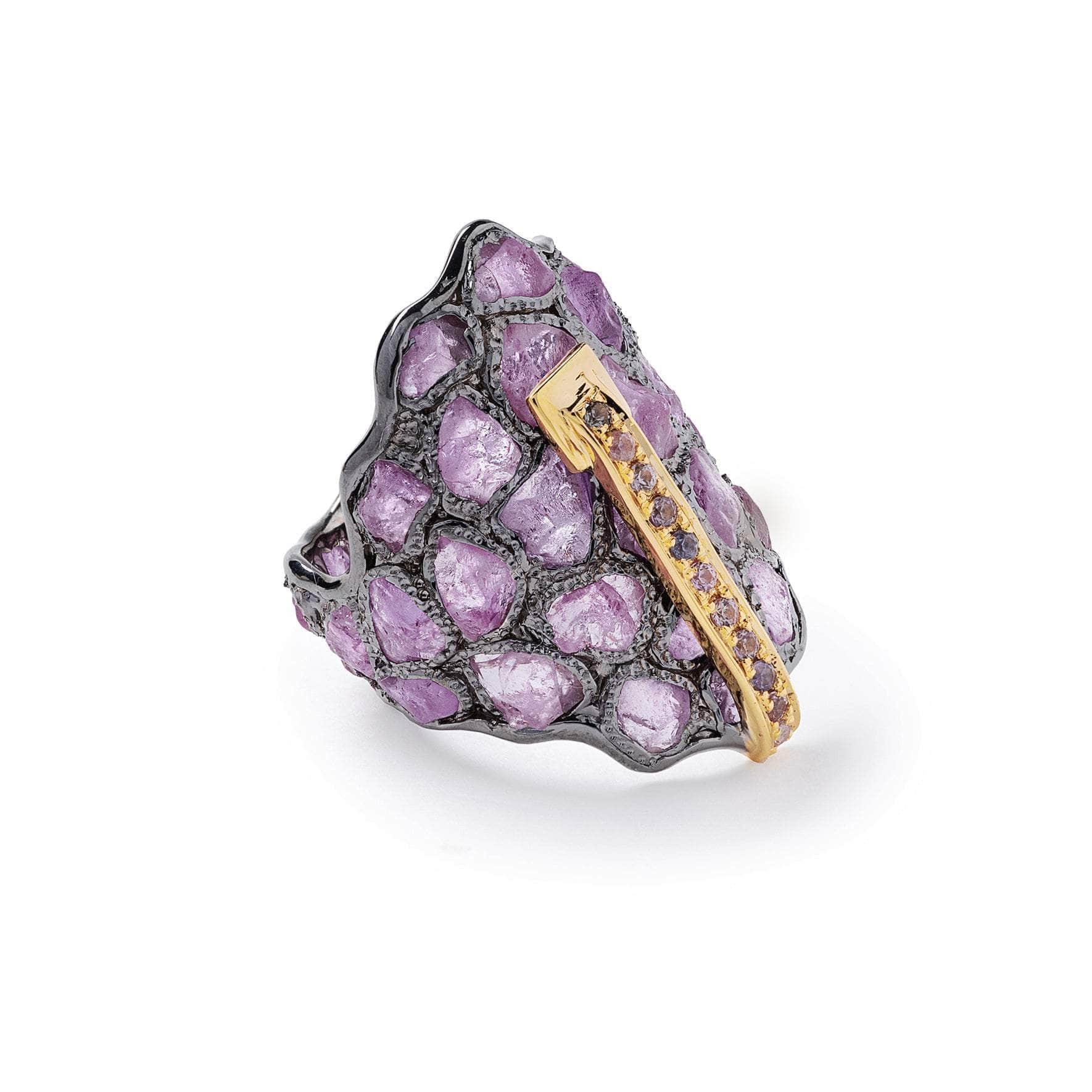 Daeng Sapphire Ring
