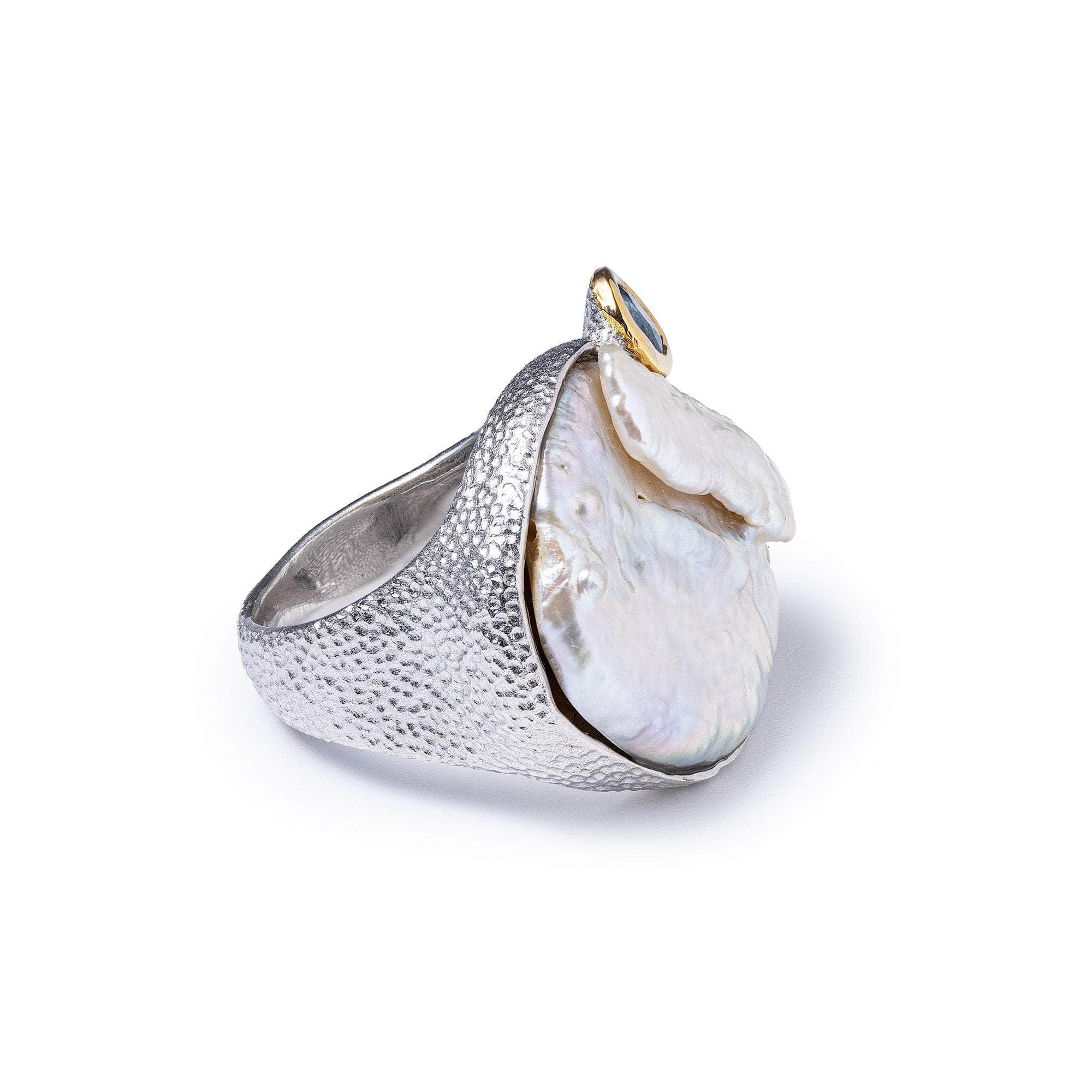 Tau 925 Silver Ring with Baroque Pearl & Natural Blue Sapphire