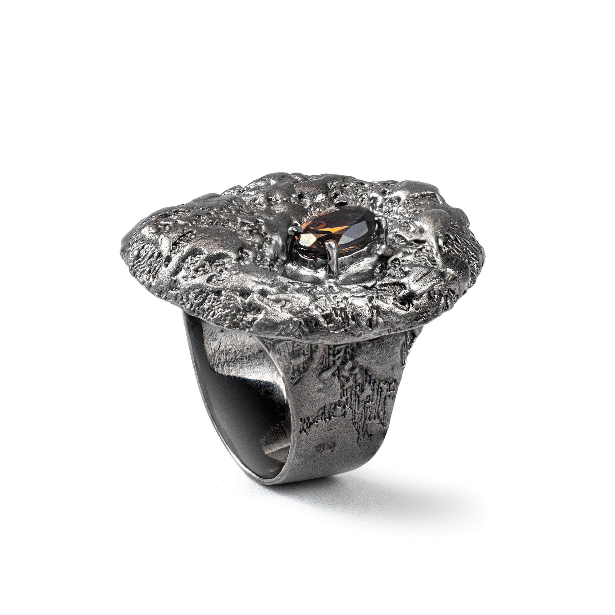 Cato Quartz Ring