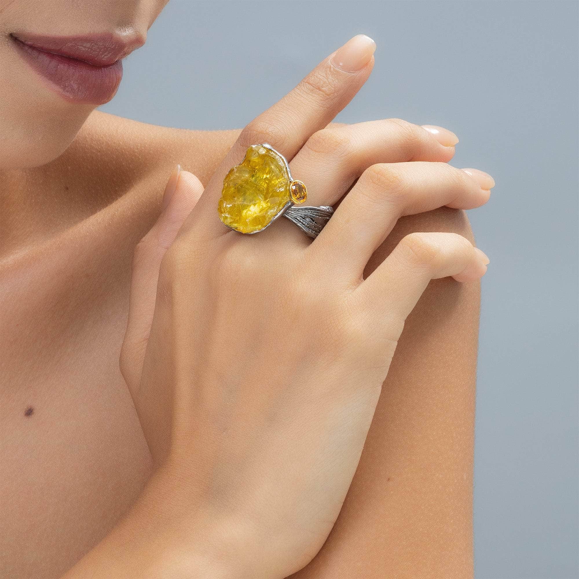 Merak Rough Lemon Quartz and Sapphire Ring