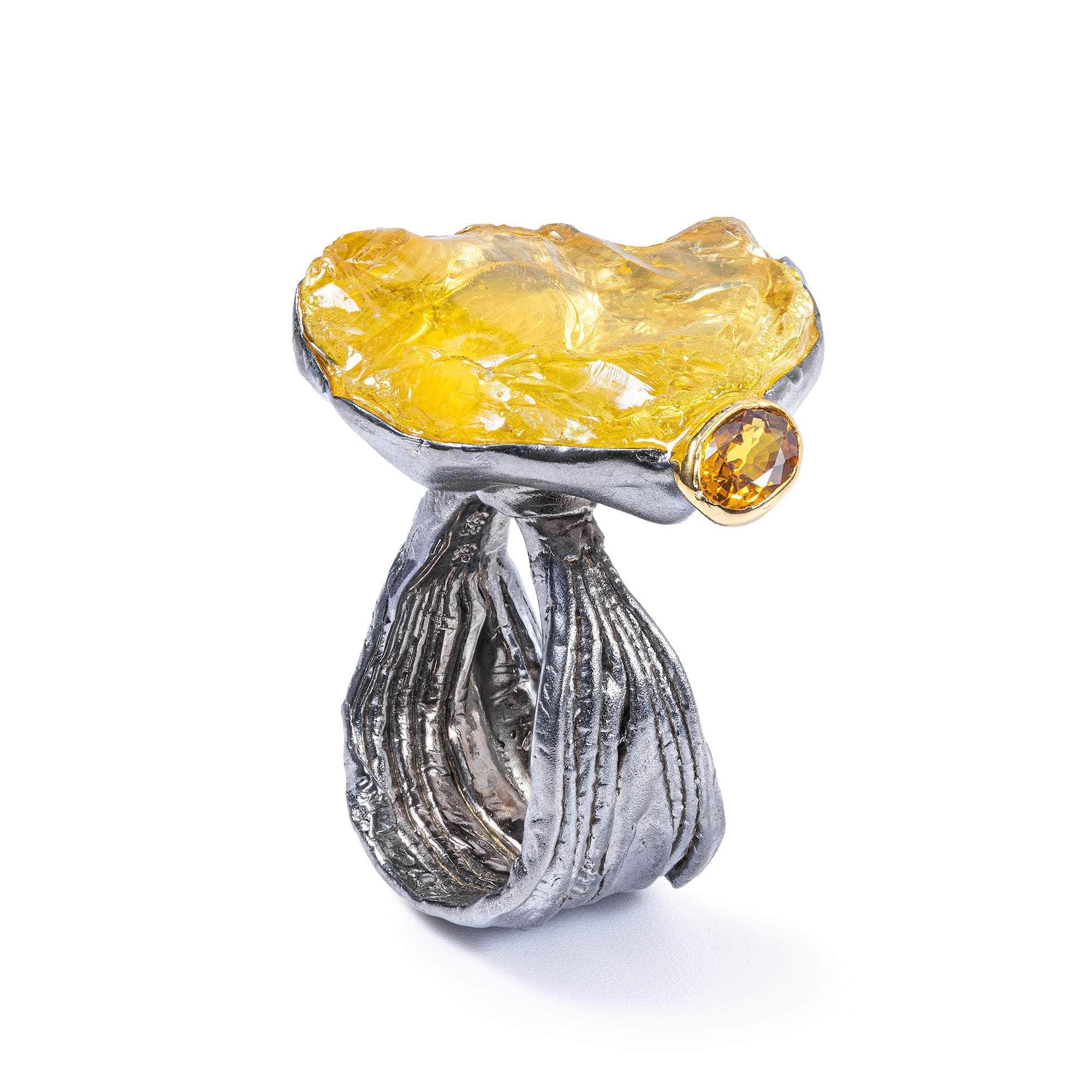 Merak Rough Lemon Quartz and Sapphire Ring