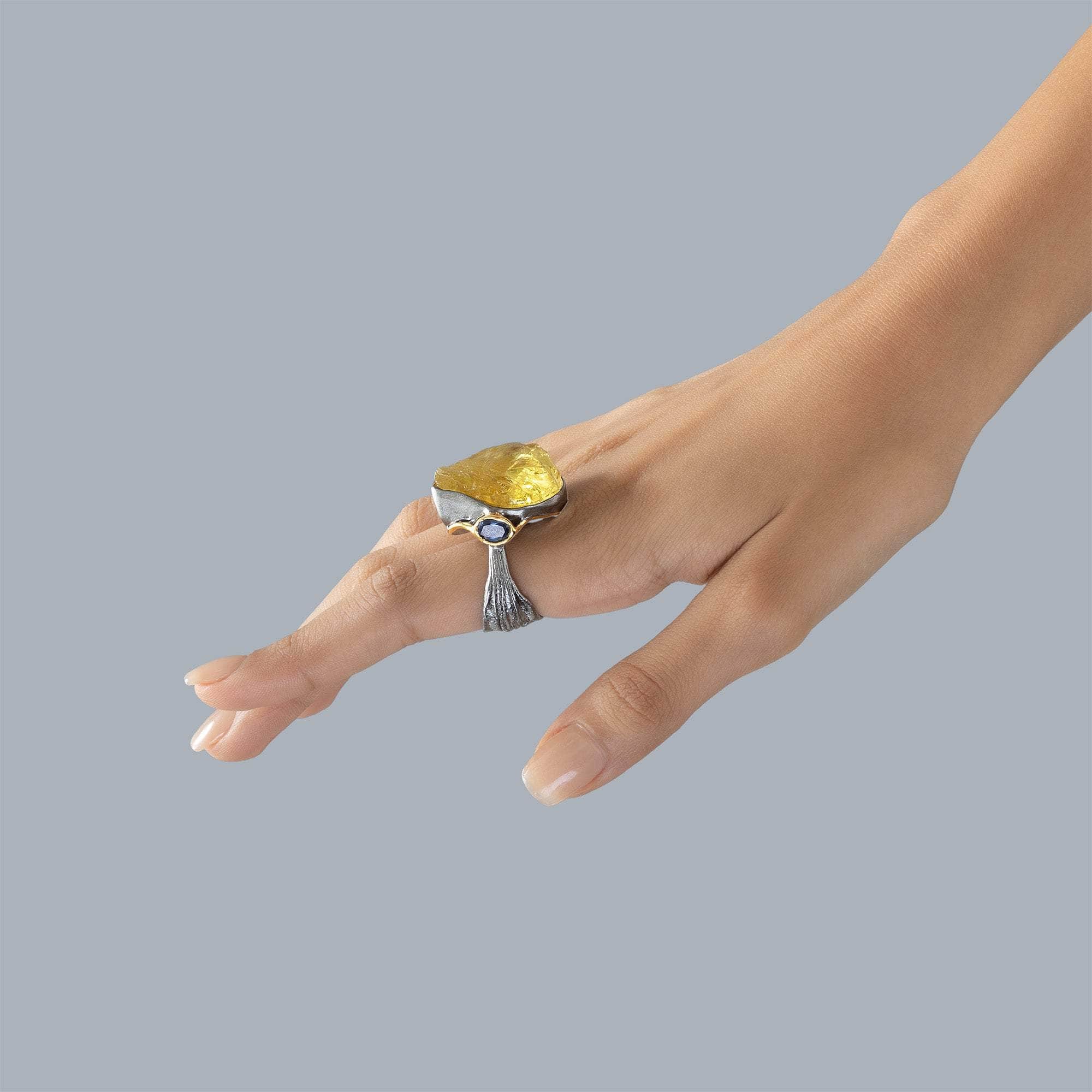Alhena Singular Edition Handcrafted 925 Silver Ring with Rough Lemon Quartz & Blue Sapphire