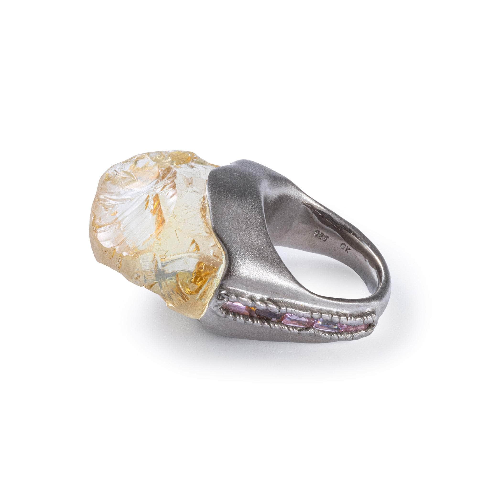 Mond Handcrafted Singular 925 Silver Ring with Rough Lemon Quartz & Sapphire