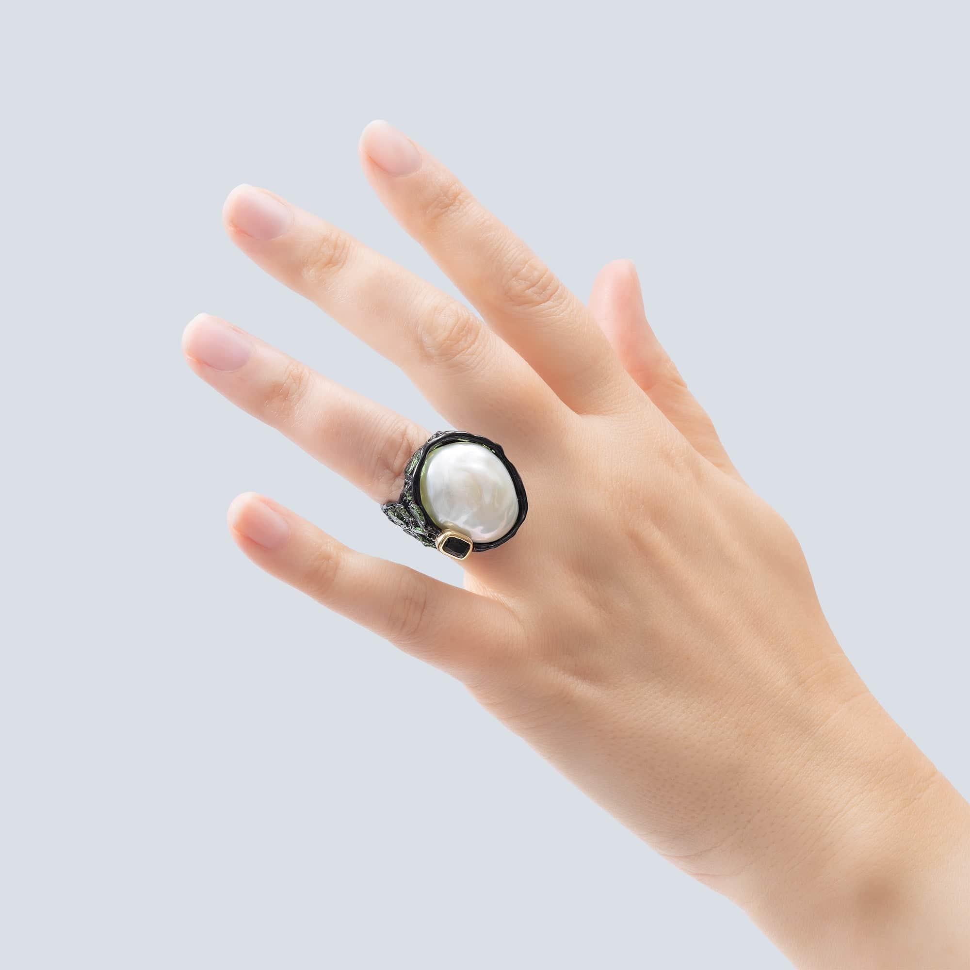 Peitho Singular Ring in Sterling Silver with Baroque Pearl & Chrome Diopside Mosaic