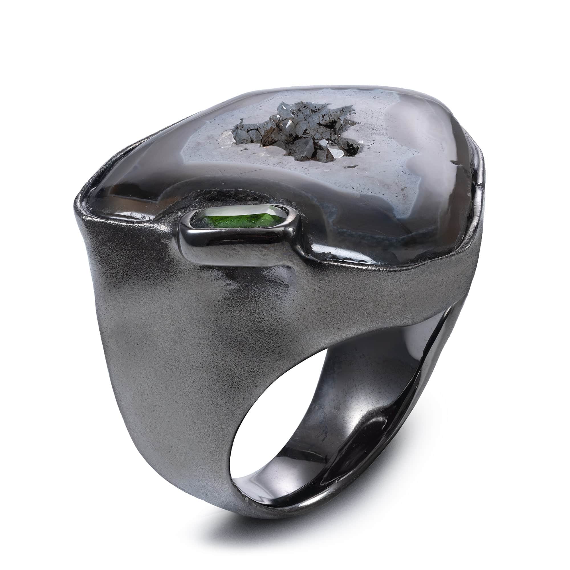 Lasaia Singular Edition Silver Ring with Brown Agate & Chrome Diopside
