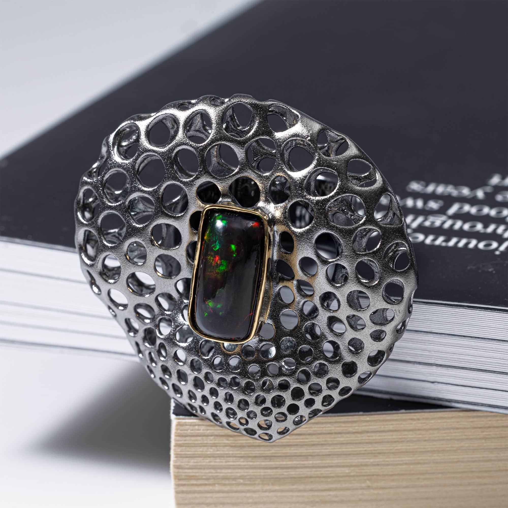 Tarta Singular Edition Silver Ring with Black Opal Cabochon