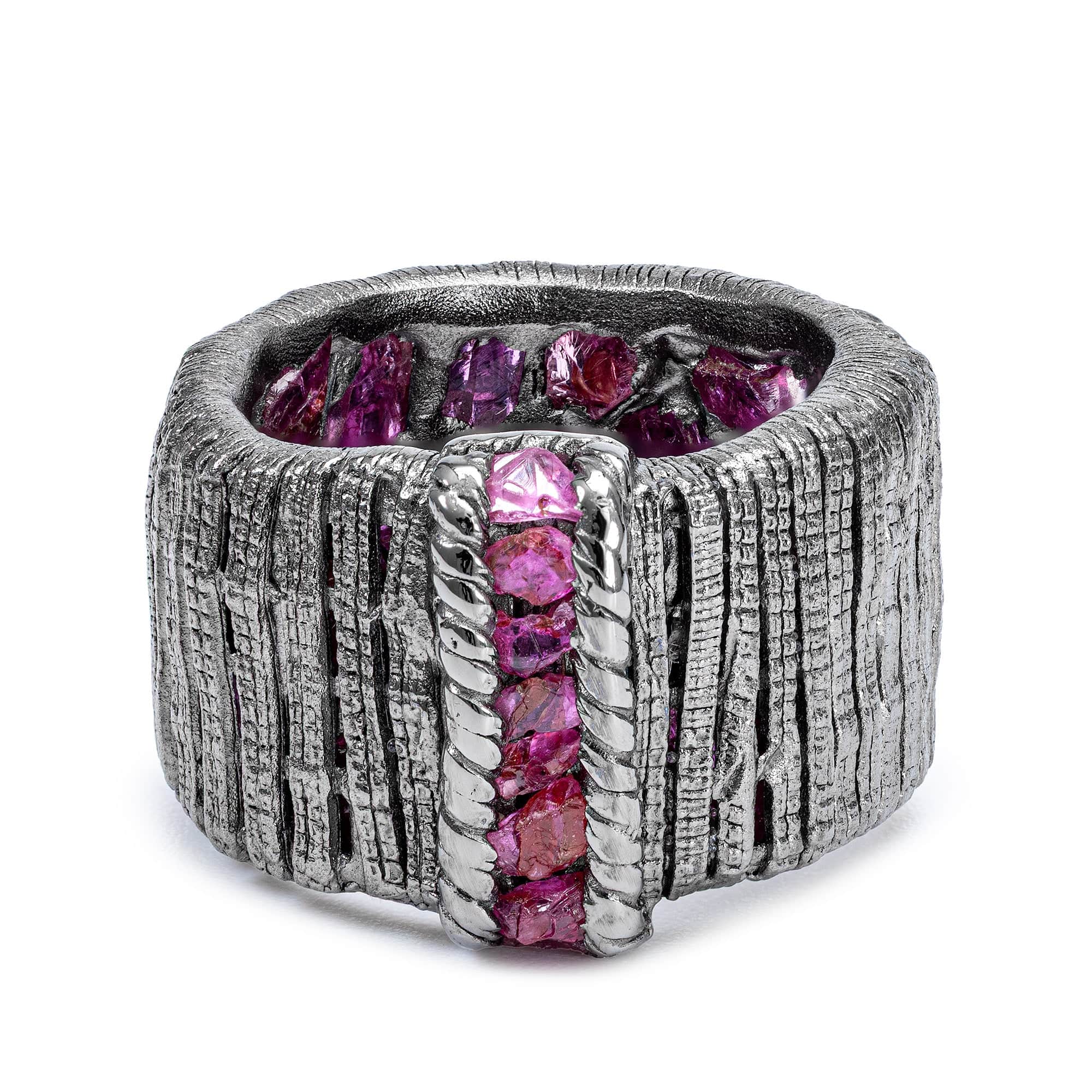 Orpheus Singular Edition Raw Ruby Egoist Ring in Black Ruthenium-Plated Sterling Silver