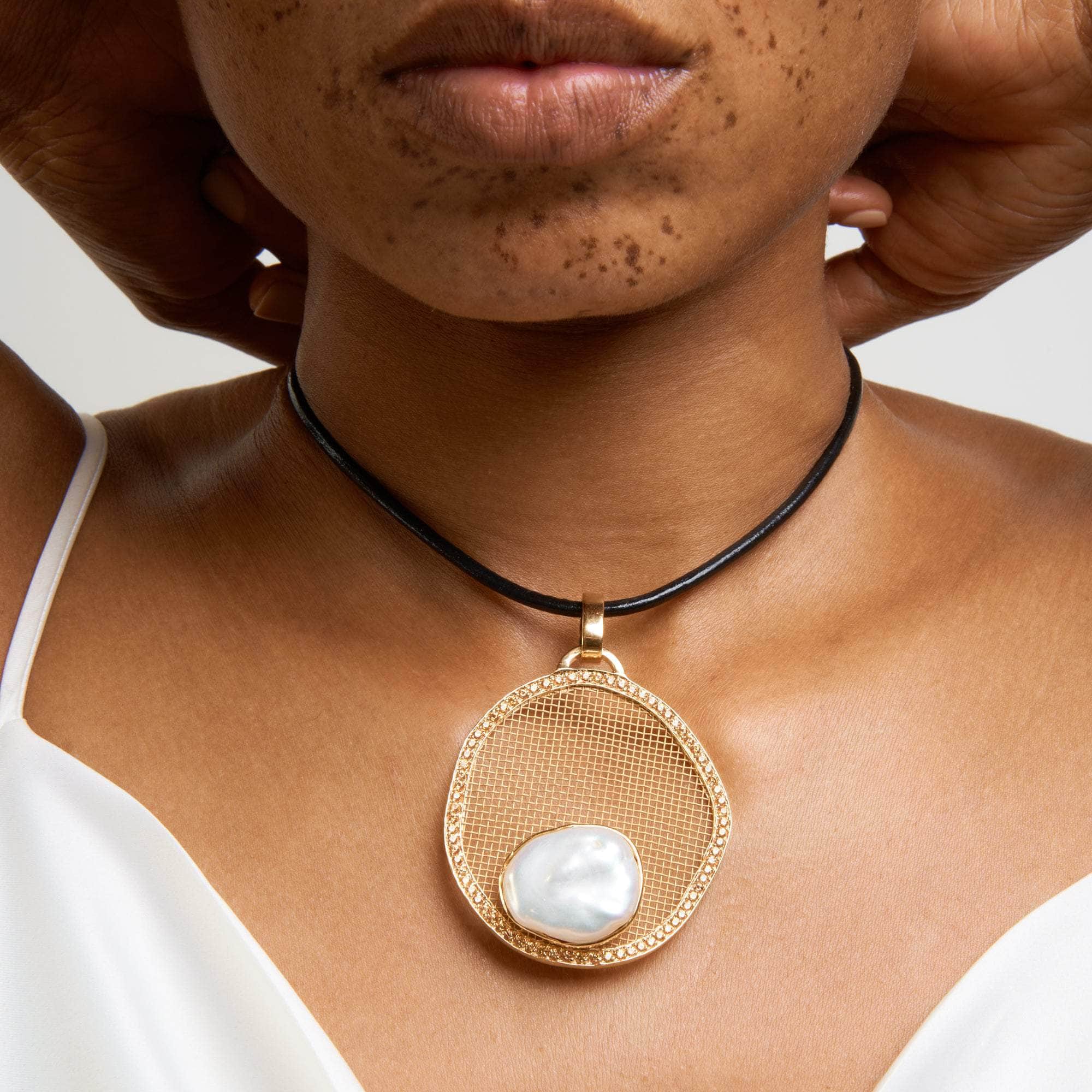 Rither Baroque Pearl and Yellow Sapphire Pendant GERMAN KABIRSKI