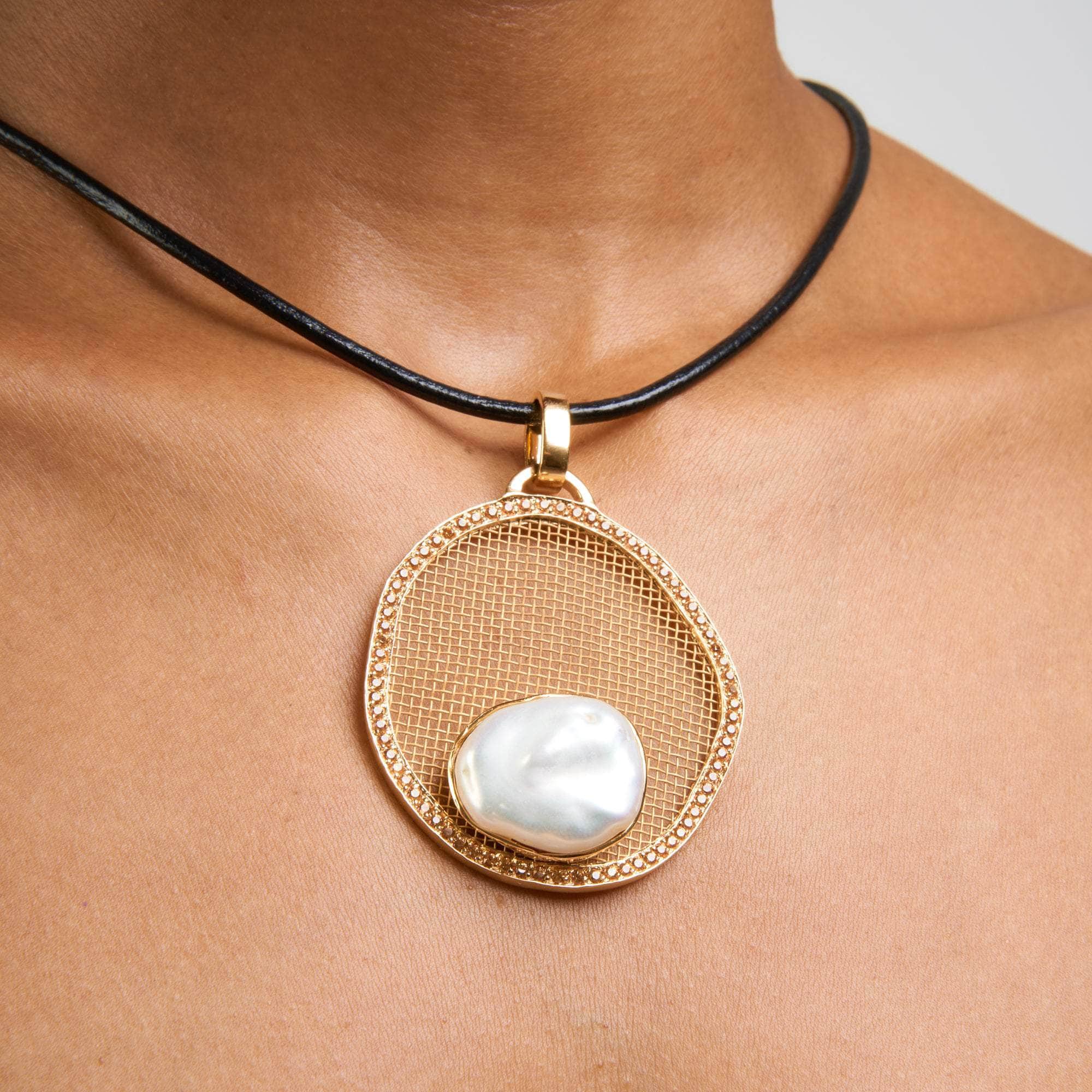 Rither Baroque Pearl and Yellow Sapphire Pendant GERMAN KABIRSKI