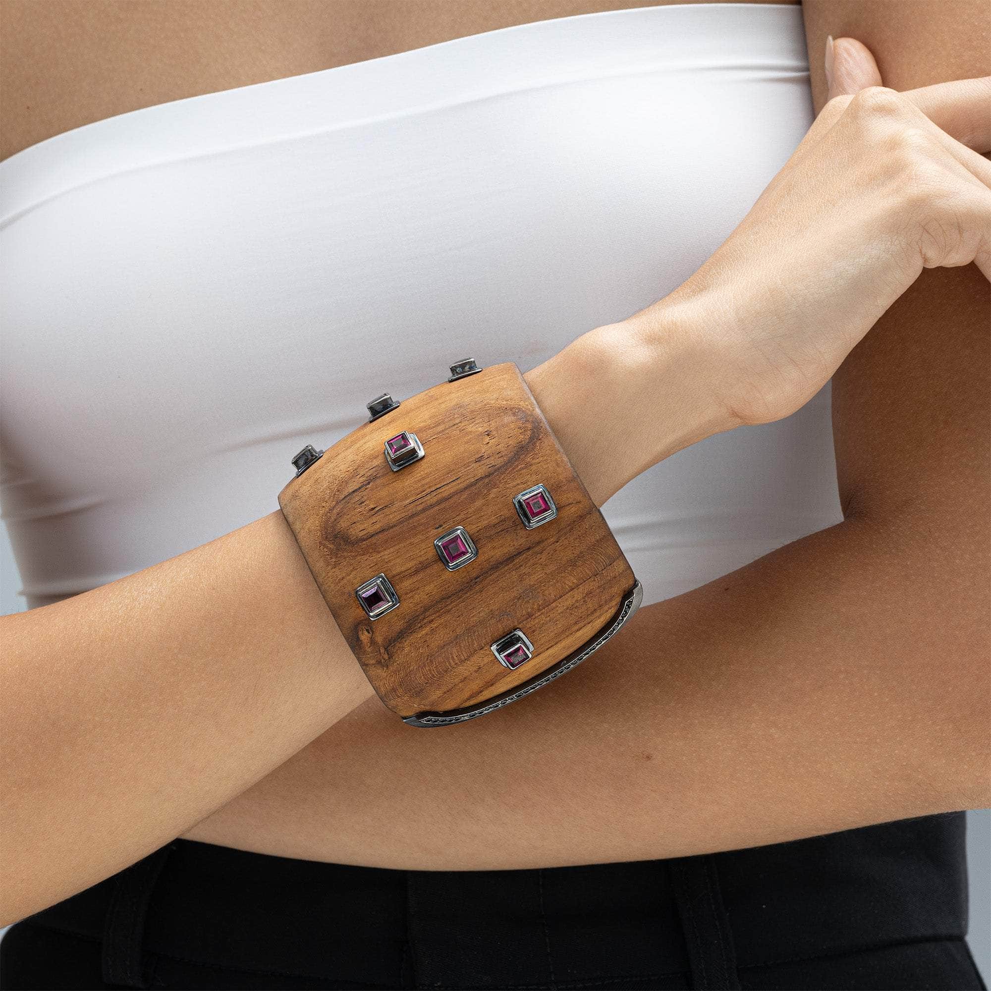 Caldo Black Spinel & Rhodolite Rosewood Bangle in 925 Sterling Silver