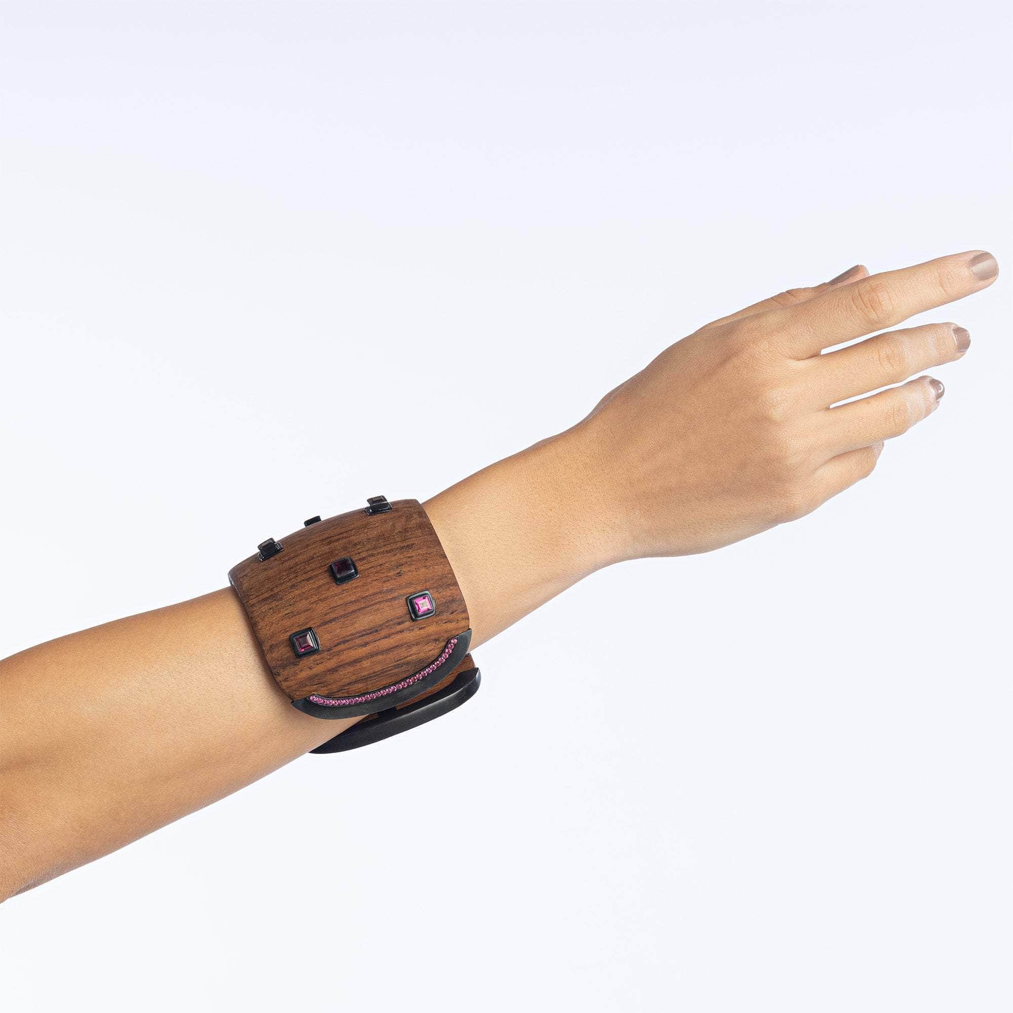 Karna Rhodolite Bangle