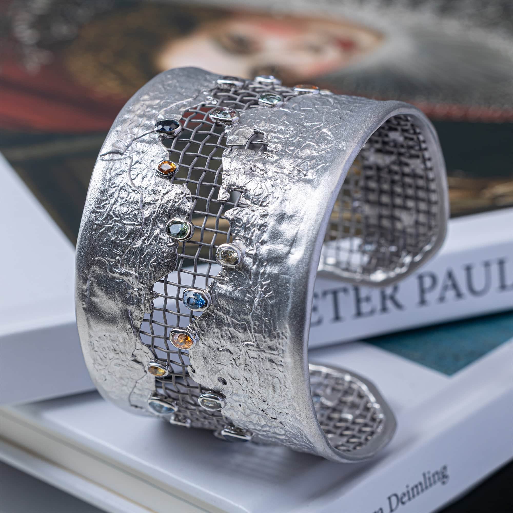 Arche Singular Edition Titanium Mesh & Silver Bangle with Fancy Sapphire