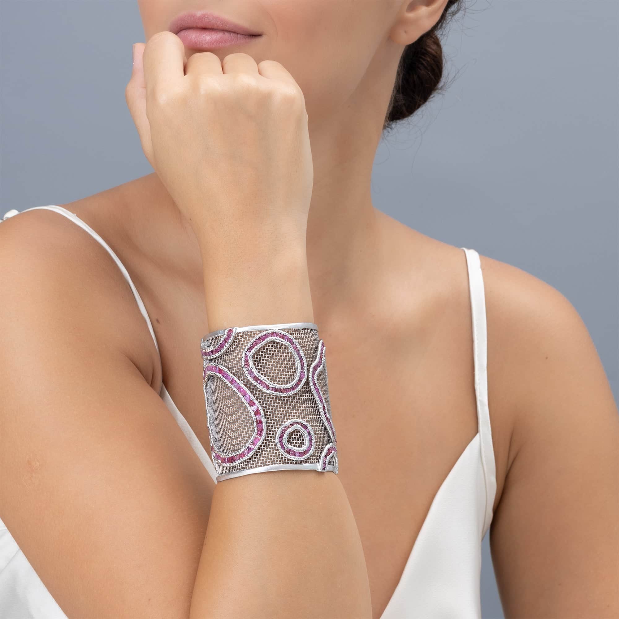 Signum Singular Edition Titanium Mesh & Silver Bangle with Rough Ruby