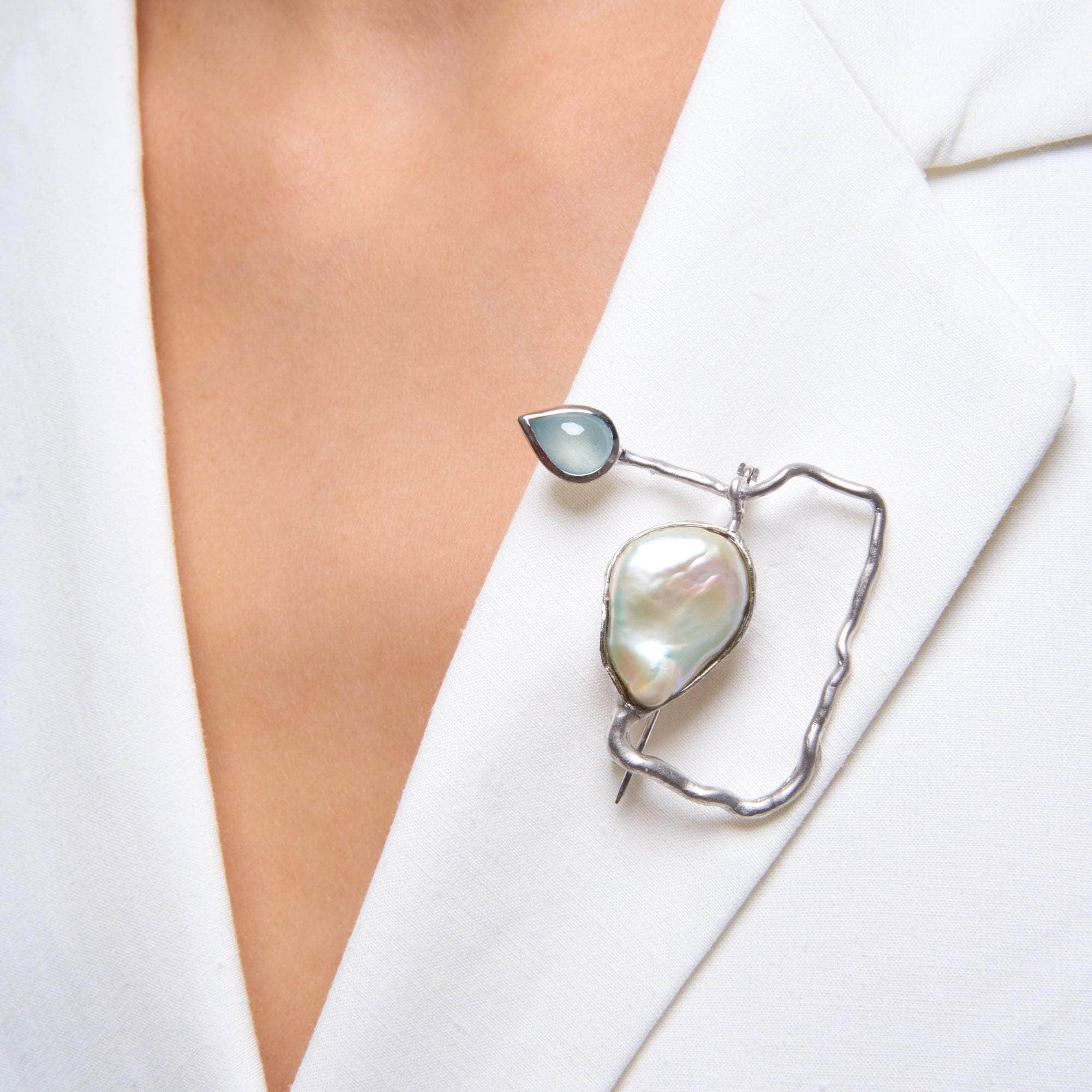 Manabe Baroque Pearl and Fluorite Brooch GERMAN KABIRSKI
