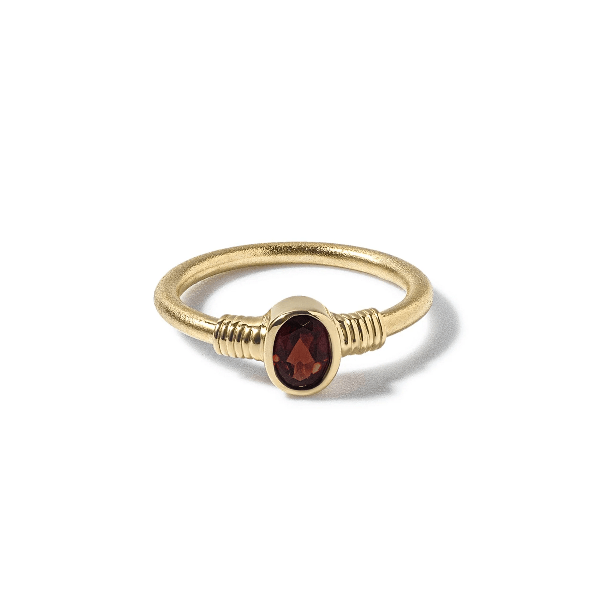 Edor Minimalist Design Natural Garnet Silver Ring in 18K Gold