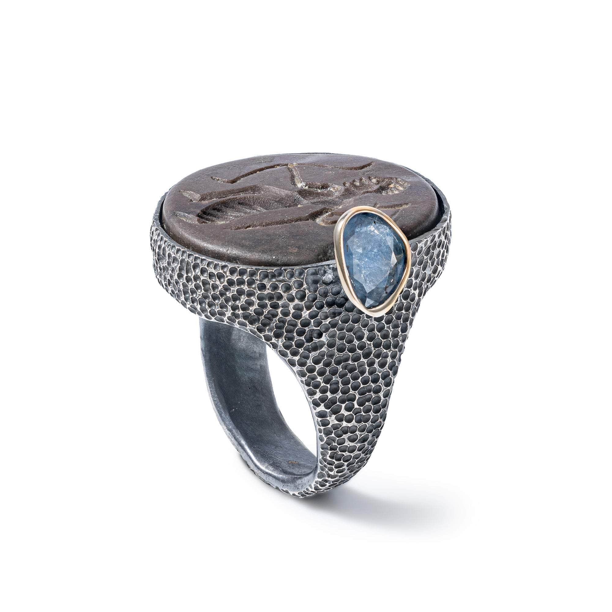 Aress Singular 925 Silver Signet Ring with Genuine Sasanian Archer Seal and Blue Sapphire in 9K Gold