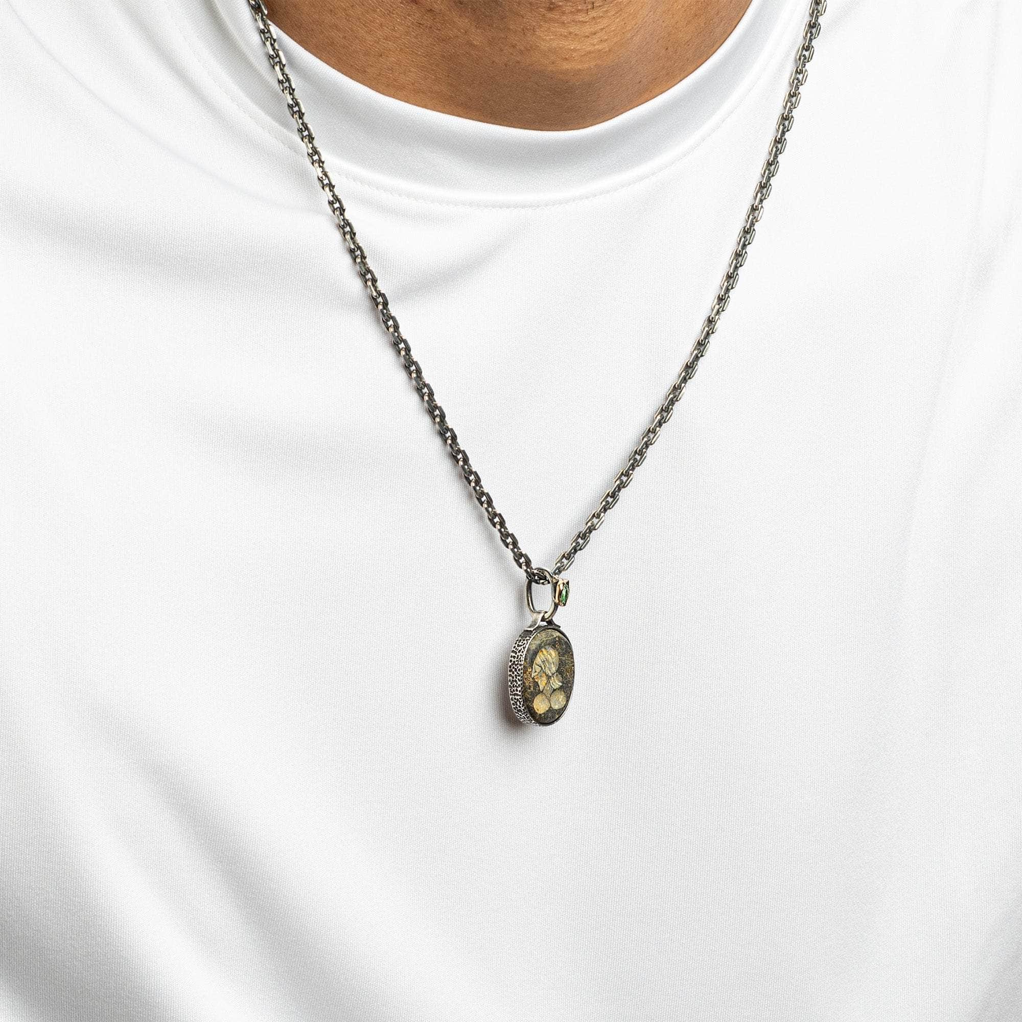 Fars Pendant with Authentic Near Eastern Agate Seal in 925 Silver & Raw Tsavorite Garnet in 9K Gold