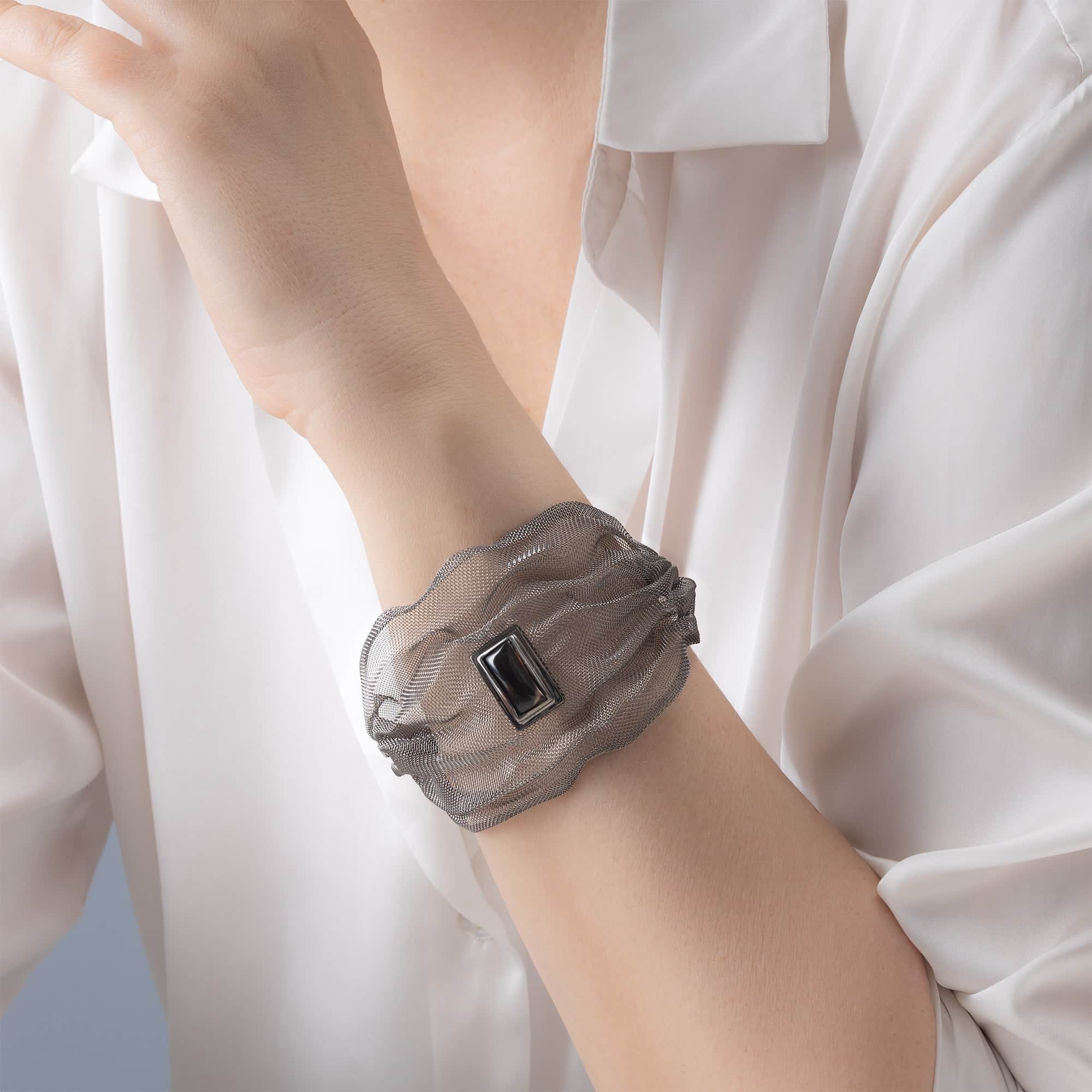 Nuno Limited Edition Silver & Titanium Mesh Bracelet with Natural Smoky Quartz