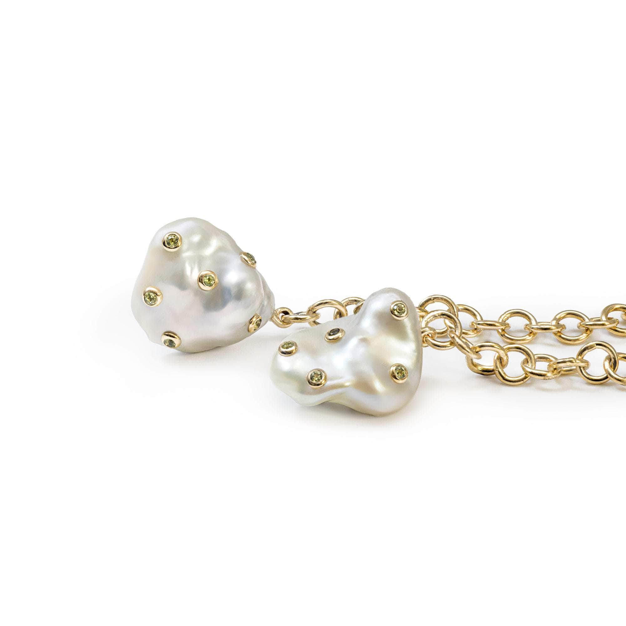 Cadena Baroque Pearl and Peridot Necklace GERMAN KABIRSKI