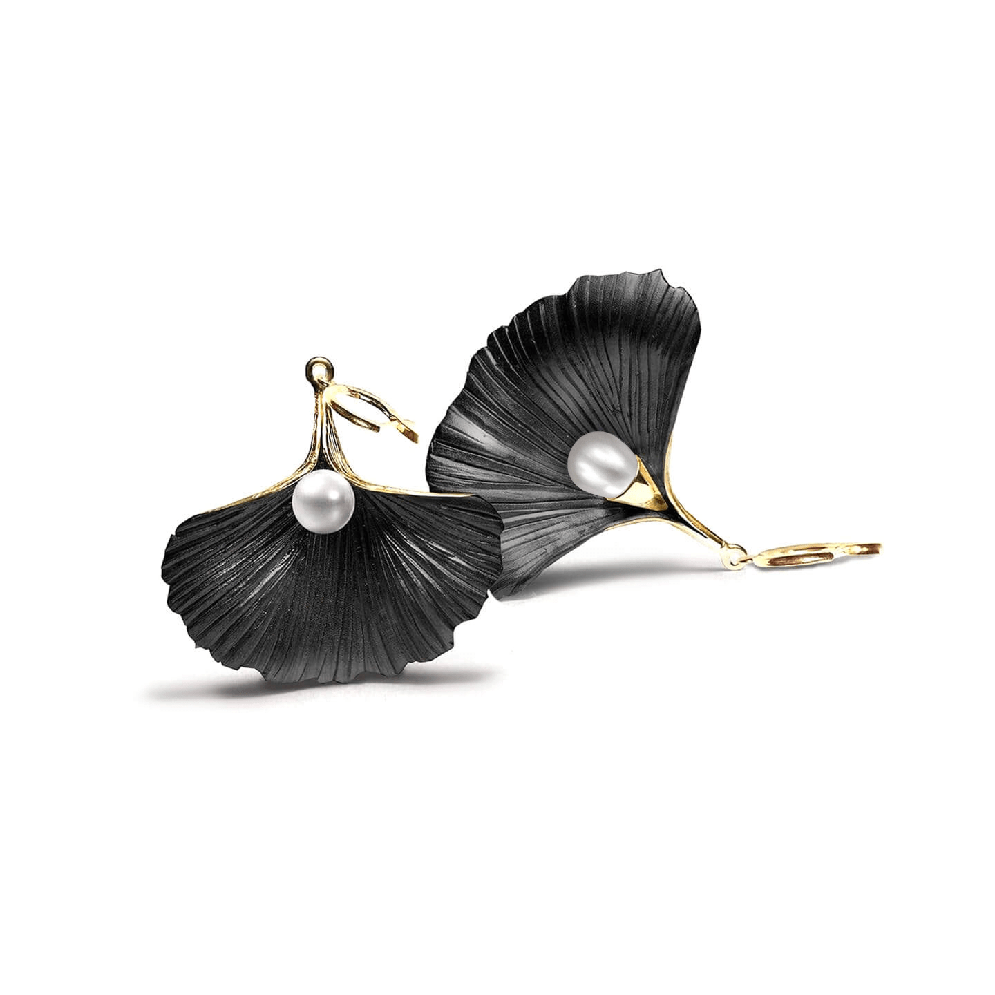 Carysa Pearl Earrings