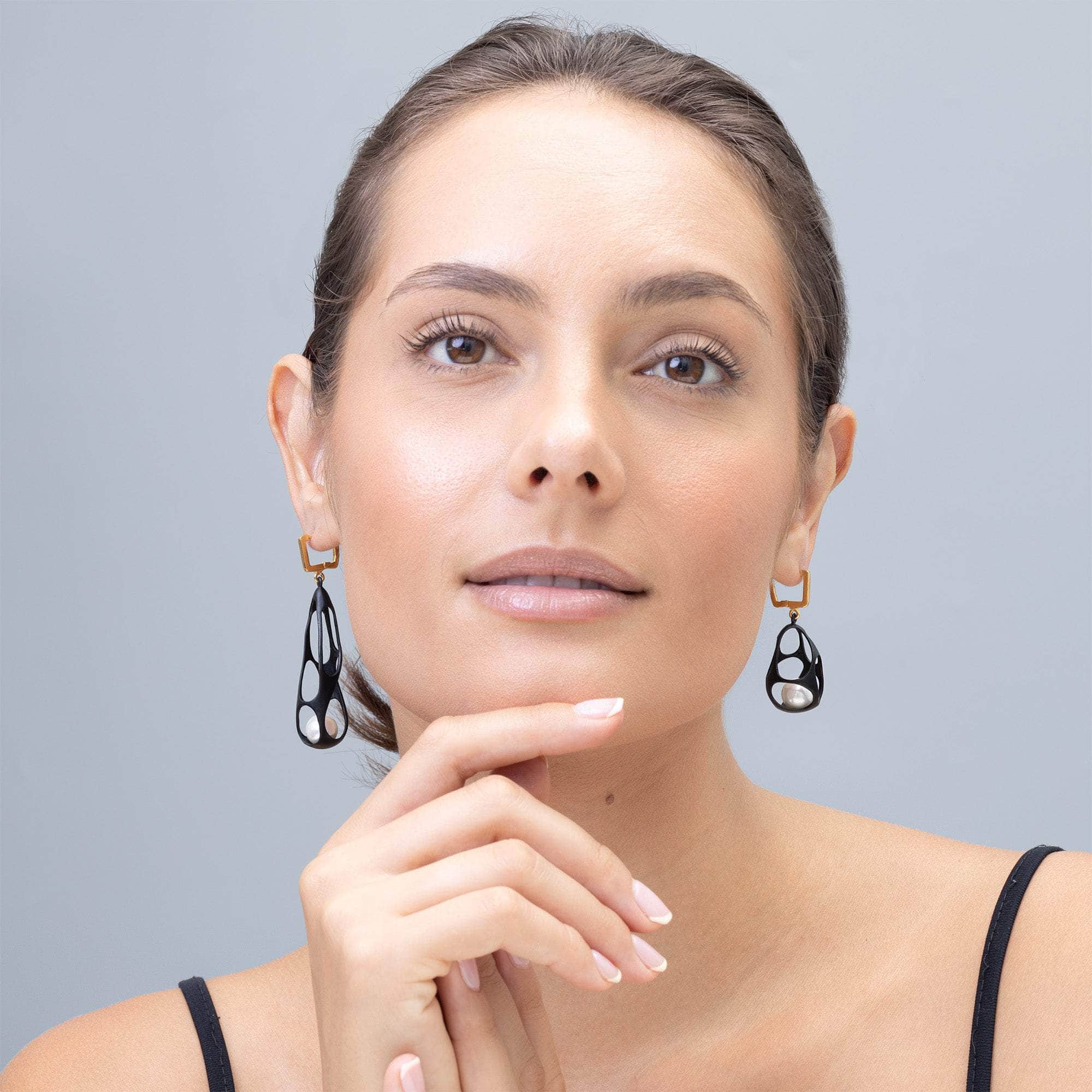 Riona CASE Award-Winning Asymmetric Designer Earrings in 925 Sterling Silver Plated with 18K Gold and Anthracite with Shell Pearls
