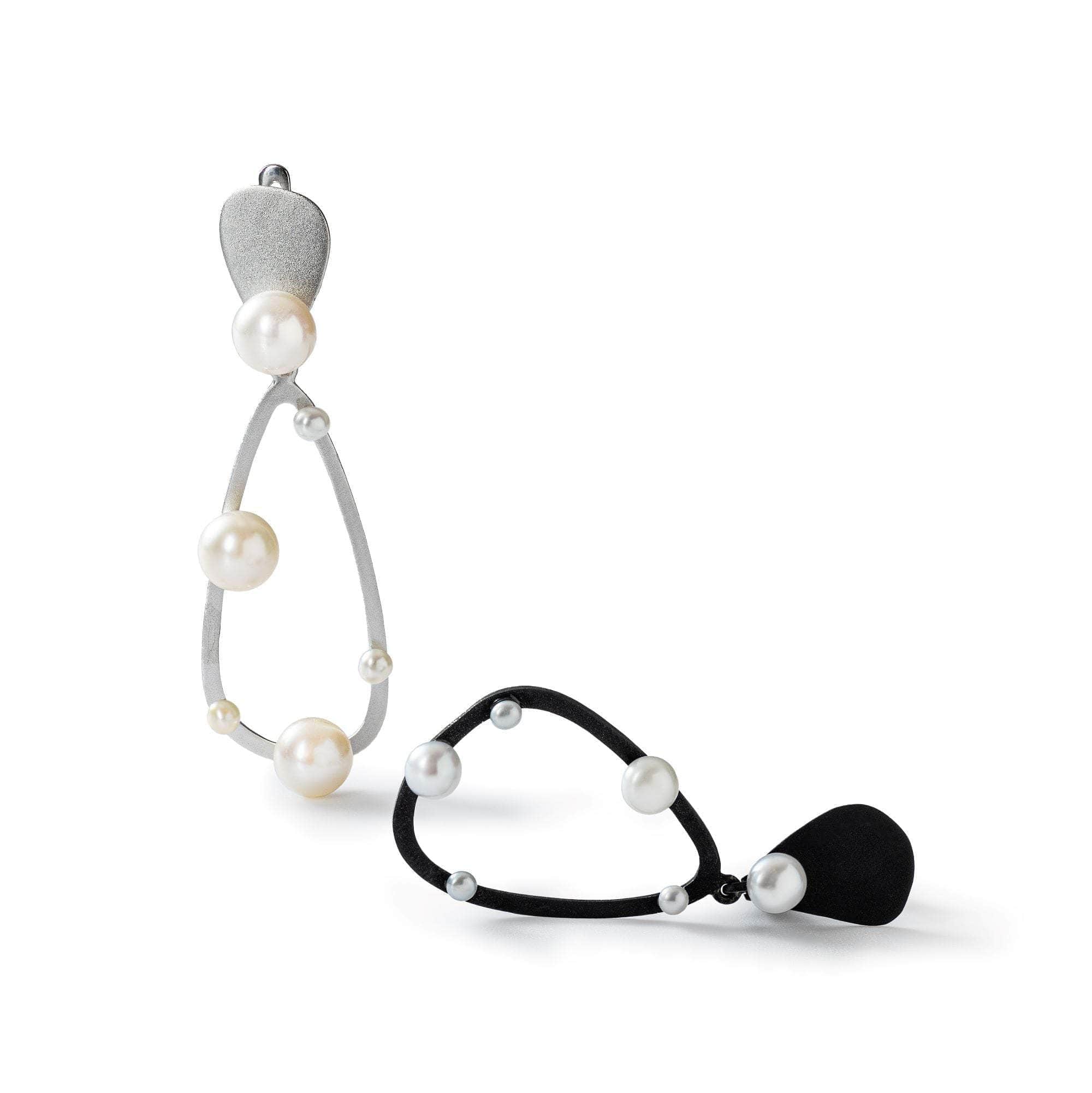 Dyad Asymmetric Black & White Earrings with Cultured White Pearl in 925 Silver (Anthracite and White Rhodium-Plated)