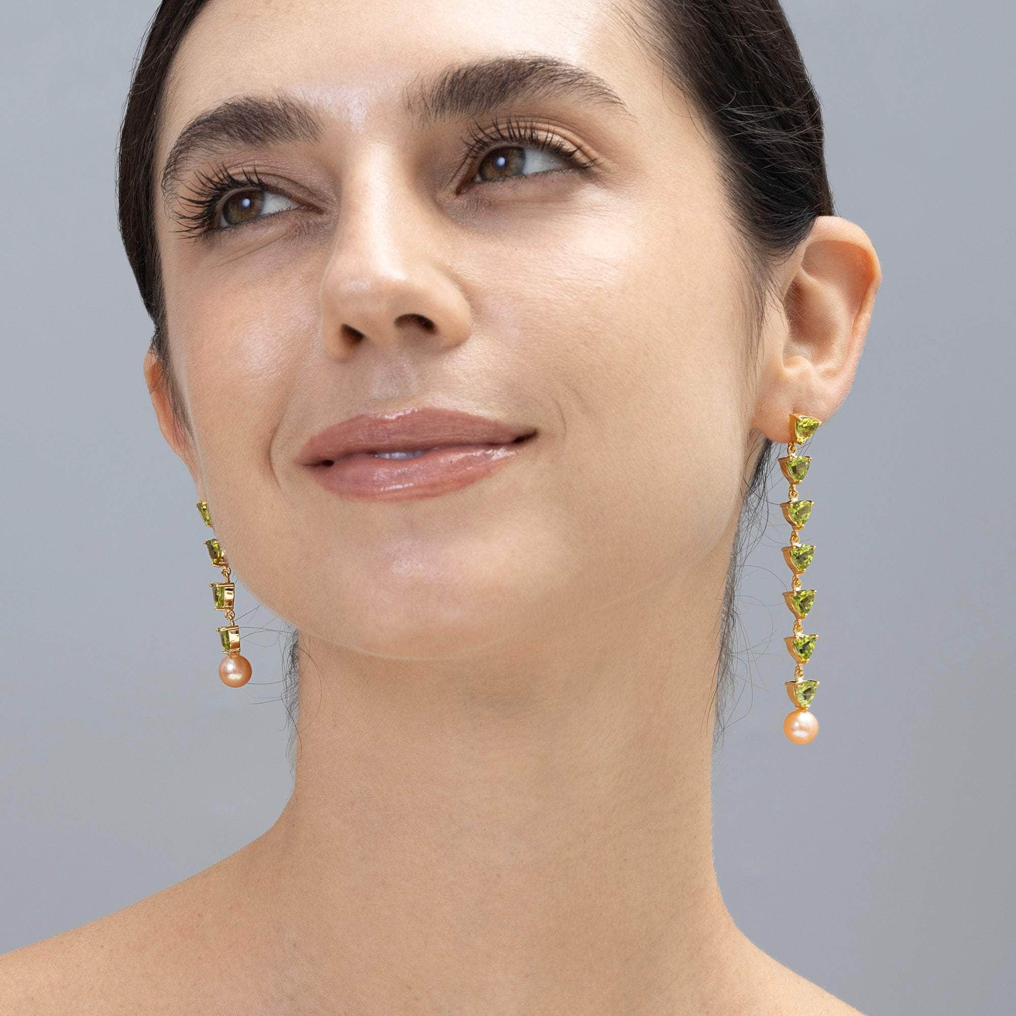 Mikko Asymmetric Gold-plated Silver Earrings with Peridot and Pearl