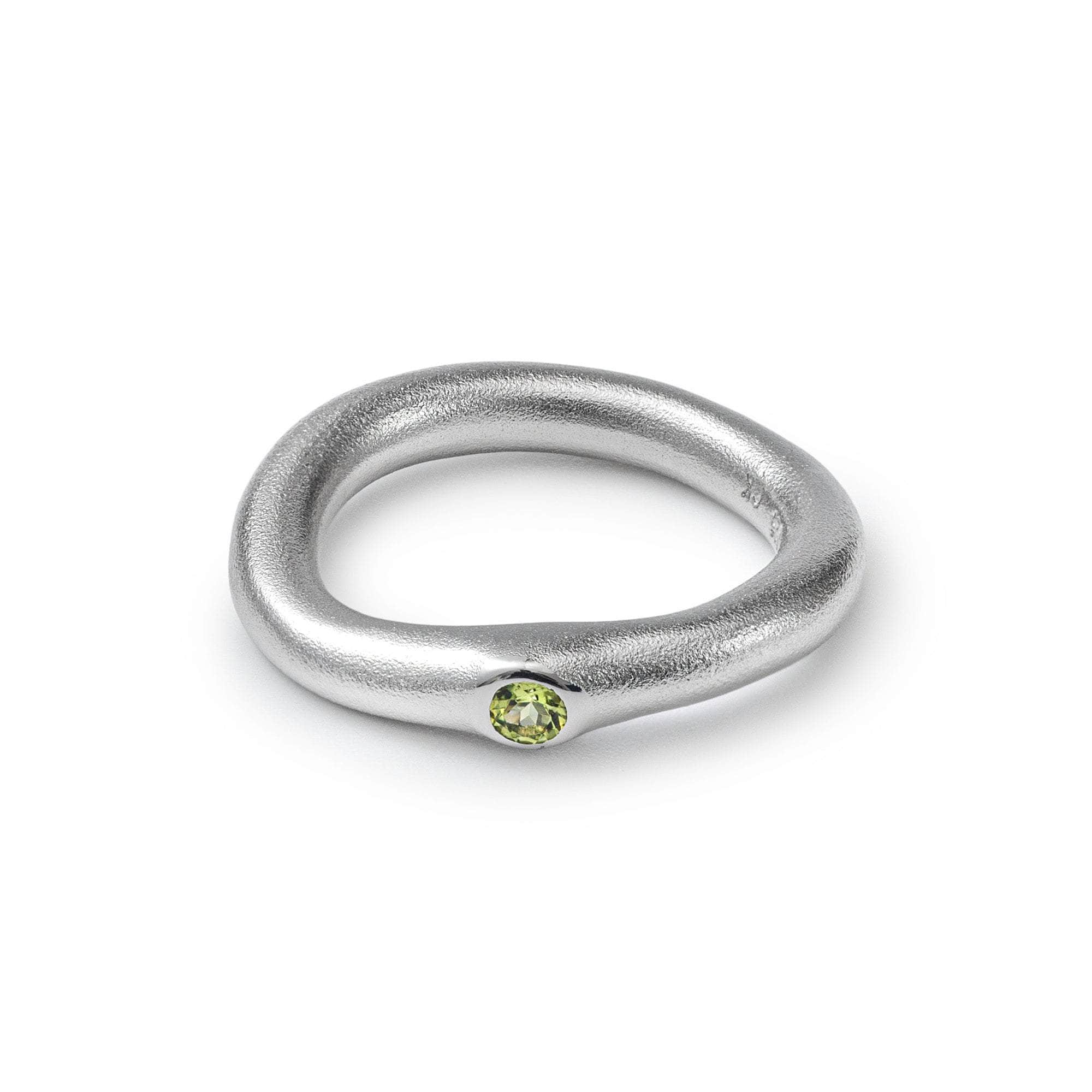 Lente Minimalist Unisex Sterling Silver Ring With Natural Peridot lente-minimalist-unisex-sterling-silver-ring-with-natural-peridot