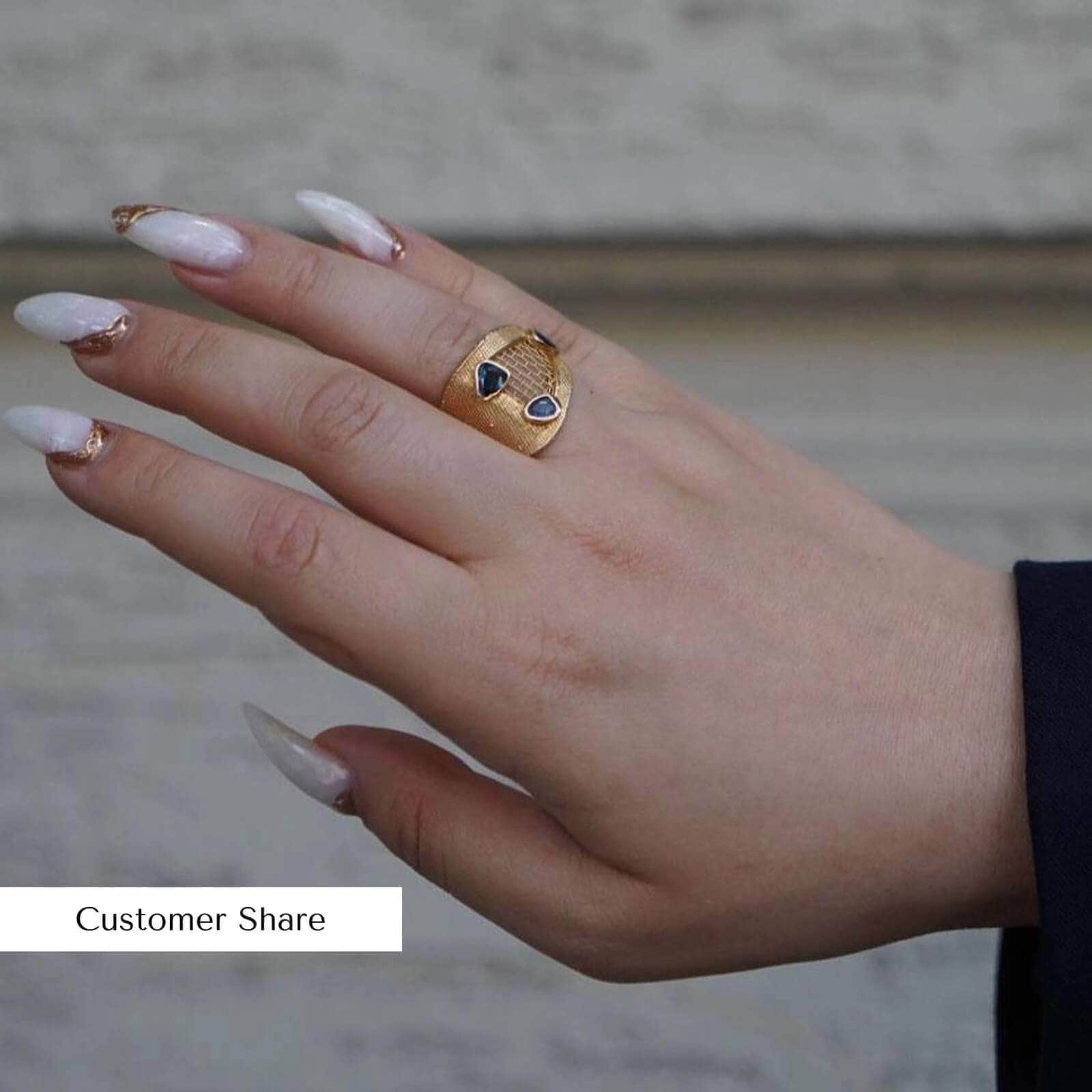 Lideni Iconic Blue Sapphire 925 Silver Ring in 18K Gold