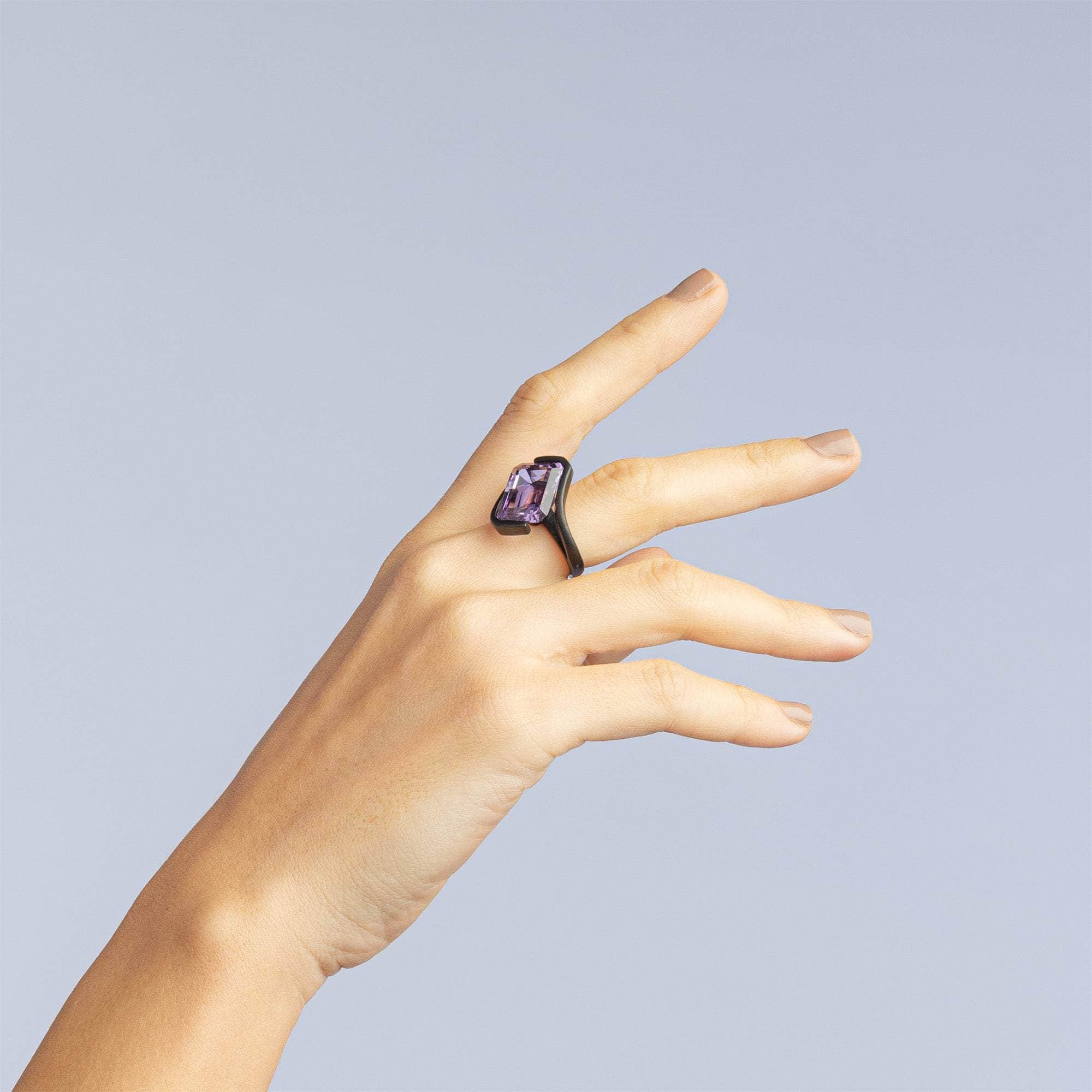 Nektar Iconic Design Black Silver Ring with Natural Octagon-Cut Amethyst
