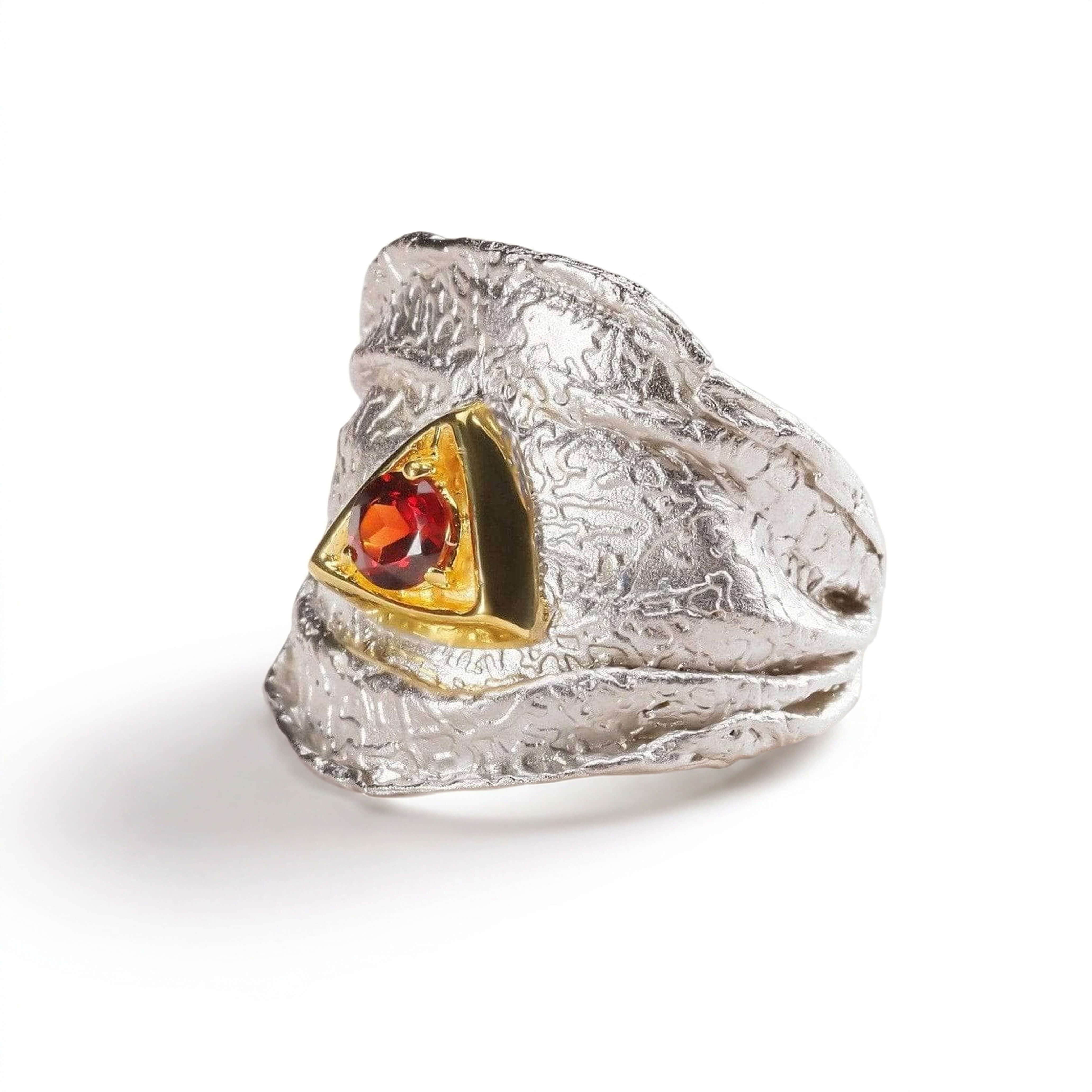 Nutisa Garnet Ring