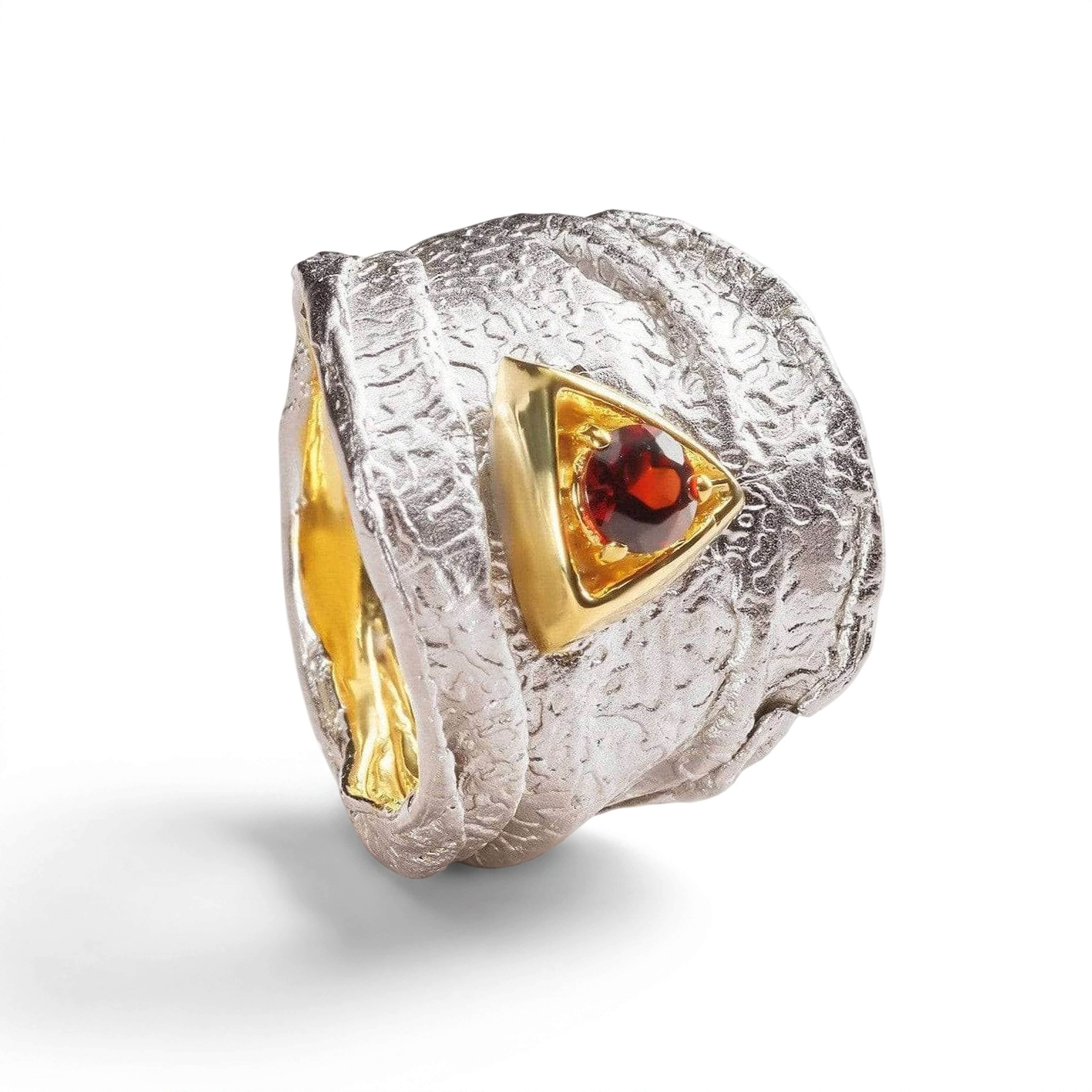 Nutisa Garnet Ring