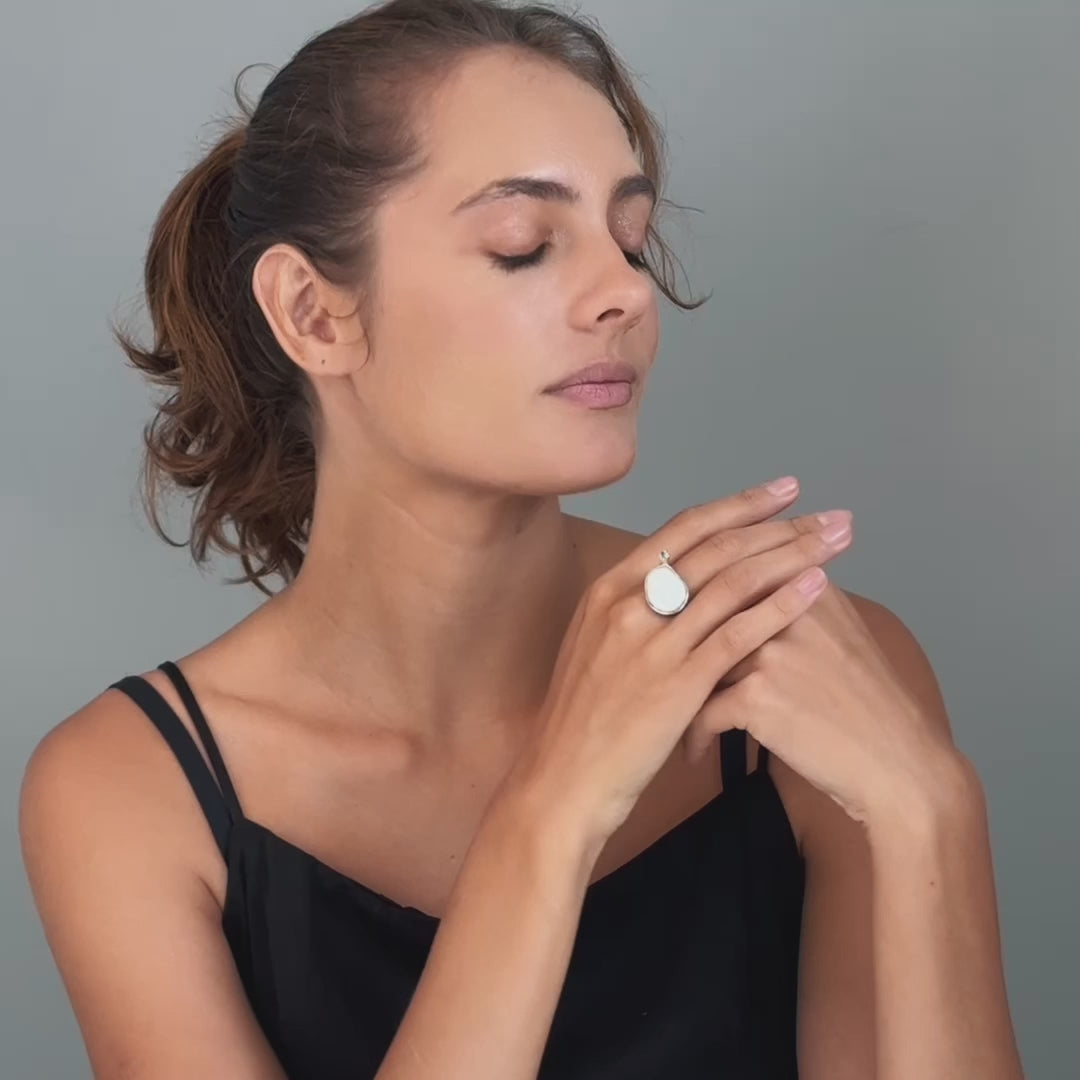 Vit Baroque Pearl and London Blue Topaz Ring