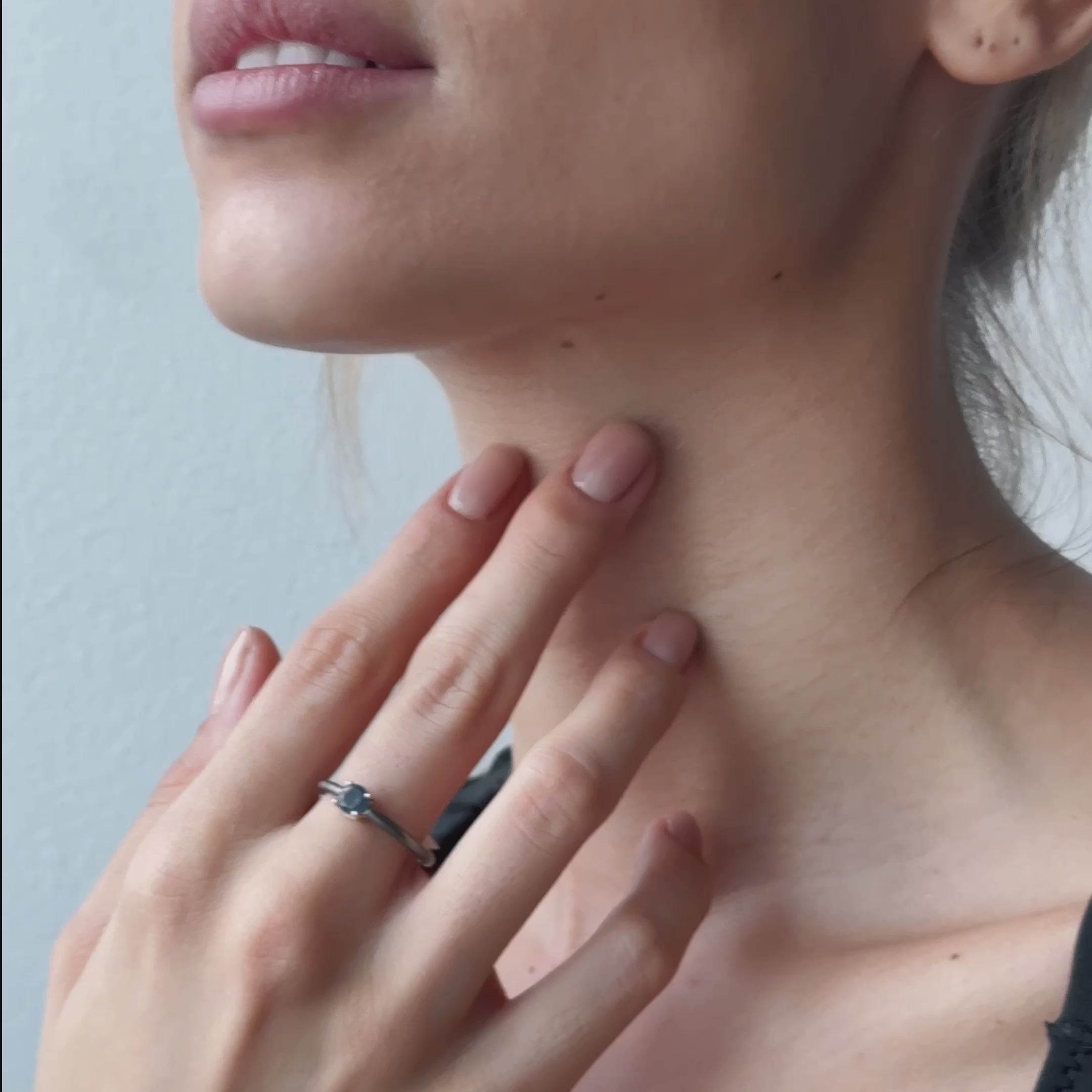 Avalo Minimalist Design Natural Blue Sapphire Sterling Silver Ring (Black Rhodium-Plated)