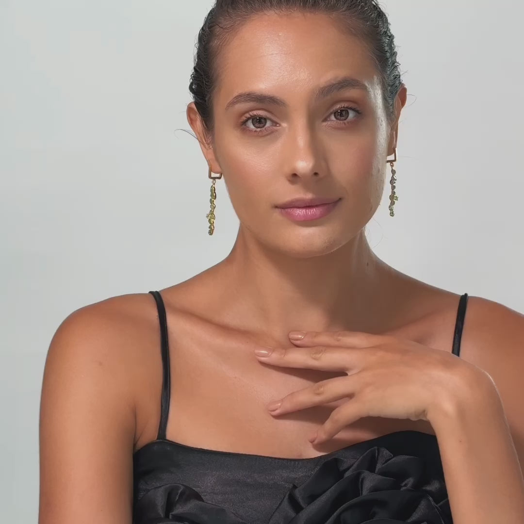 Lulle Raw Tsavorite & Peridot Earrings in Gold-plated Silver