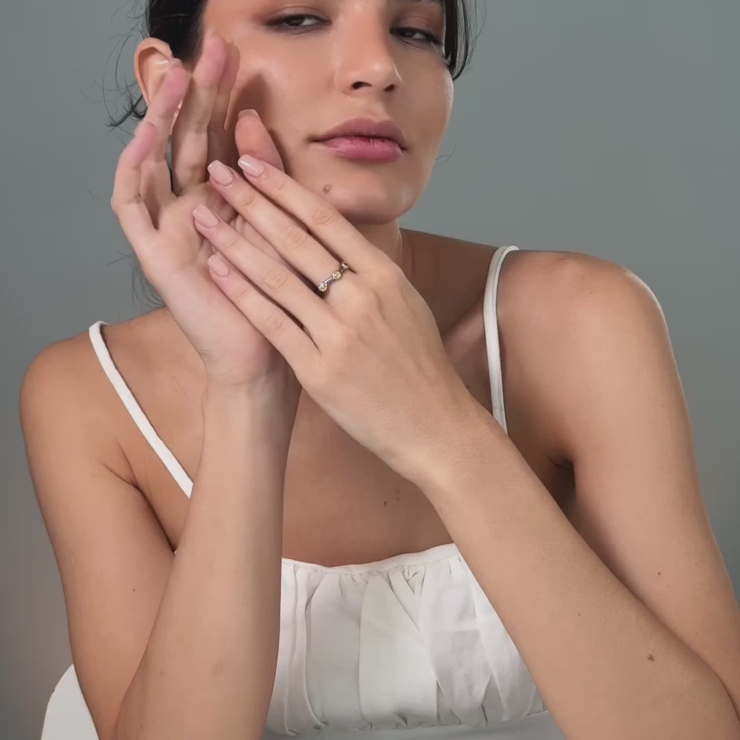 Pacca Unisex Modern Minimalist Ring with Natural Peridot in 925 Silver (Black Rhodium & Gold-Plated)