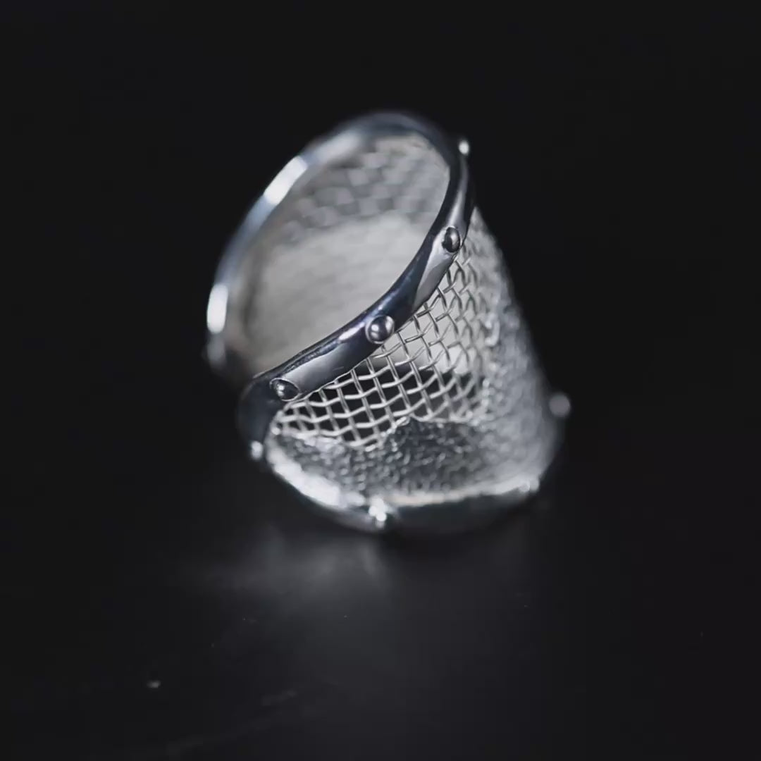 Pallium Urban Open Band Siliver Ring with Titanium Mesh
